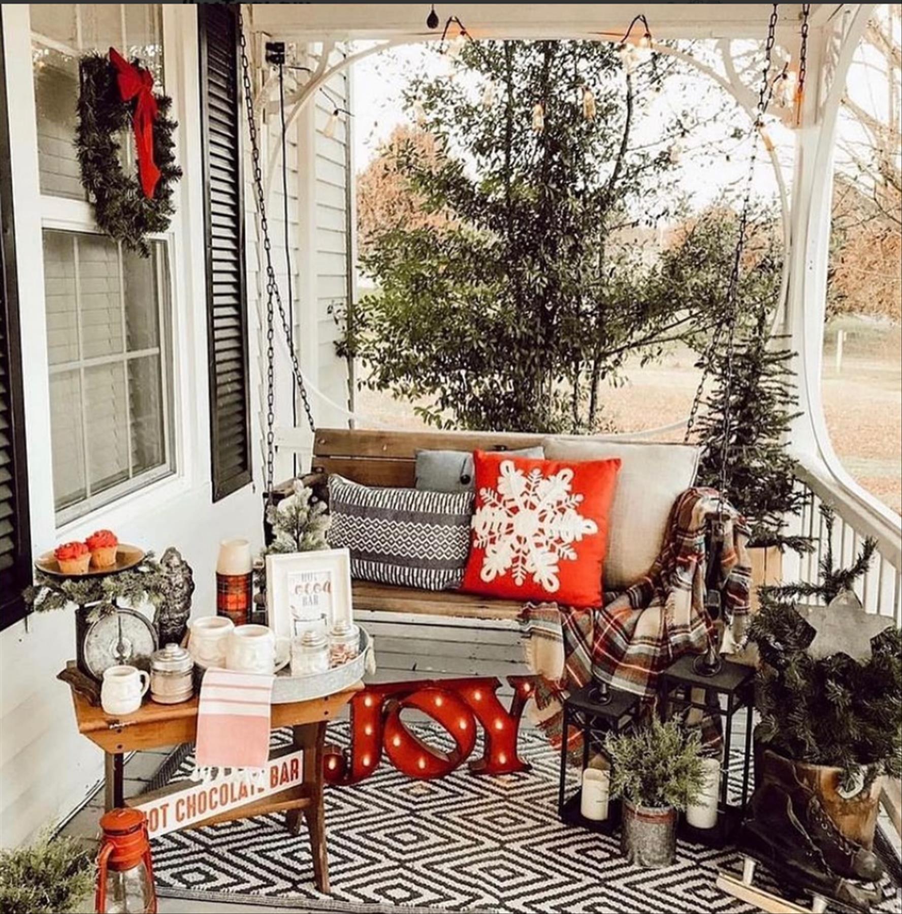 Best Christmas Porch Decorations for Christmas outdoor decor