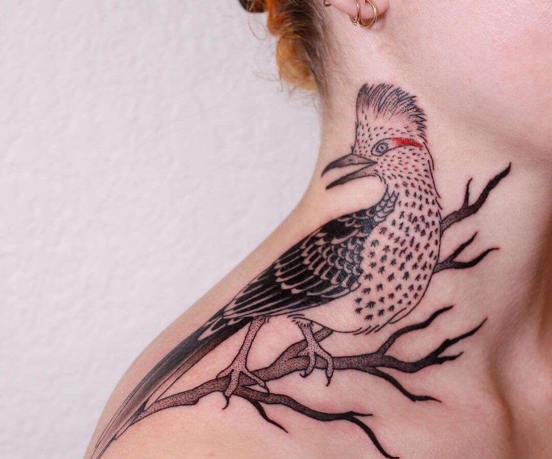 Pretty Neck Tattoos For Women To Be Cool