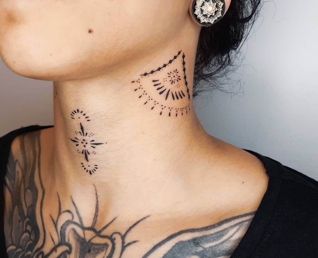 Pretty Neck Tattoos For Women To Be Cool