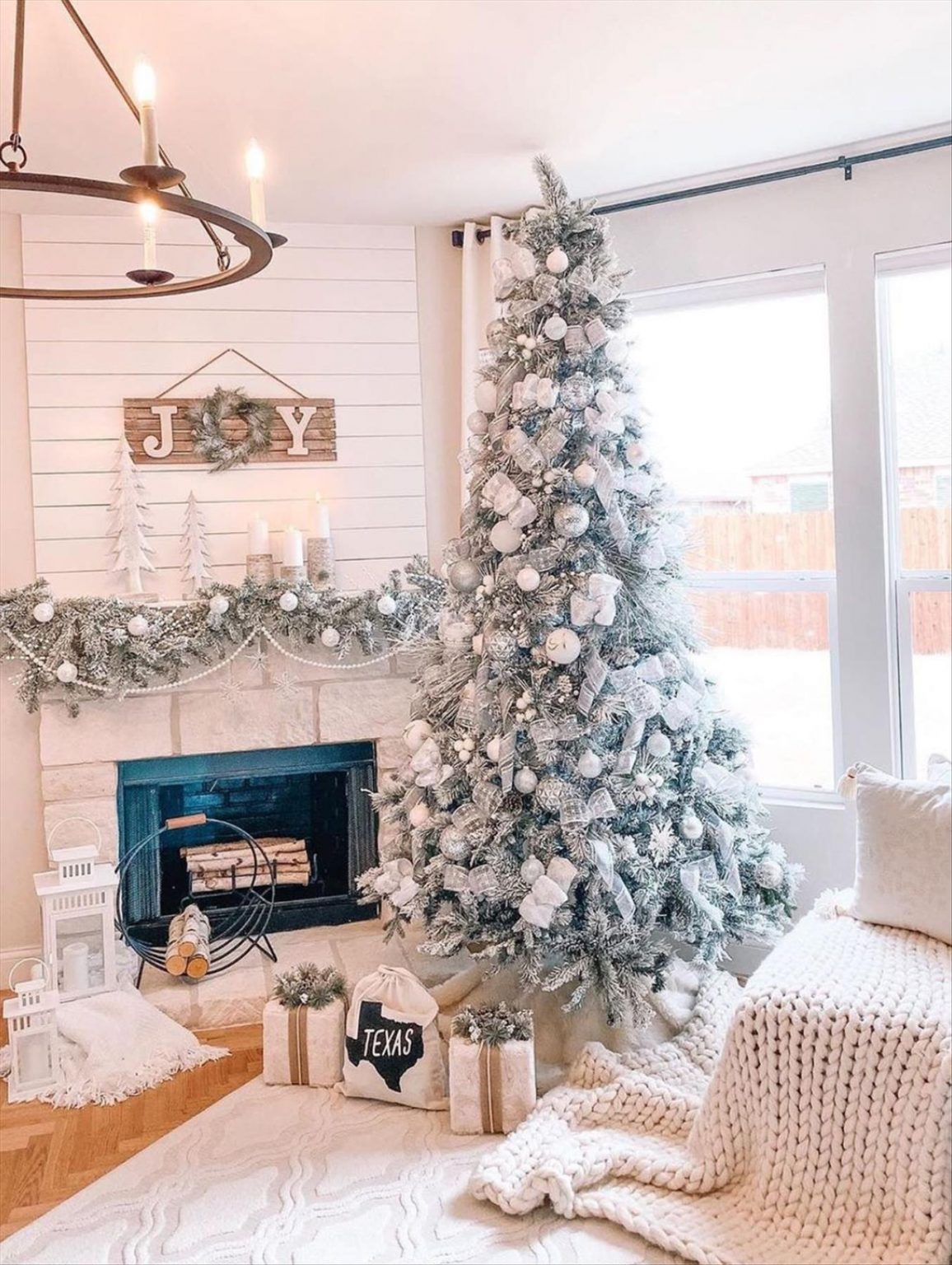 Christmas Aesthetic | 81 Ideal Christmas living room decor ideas - Page ...