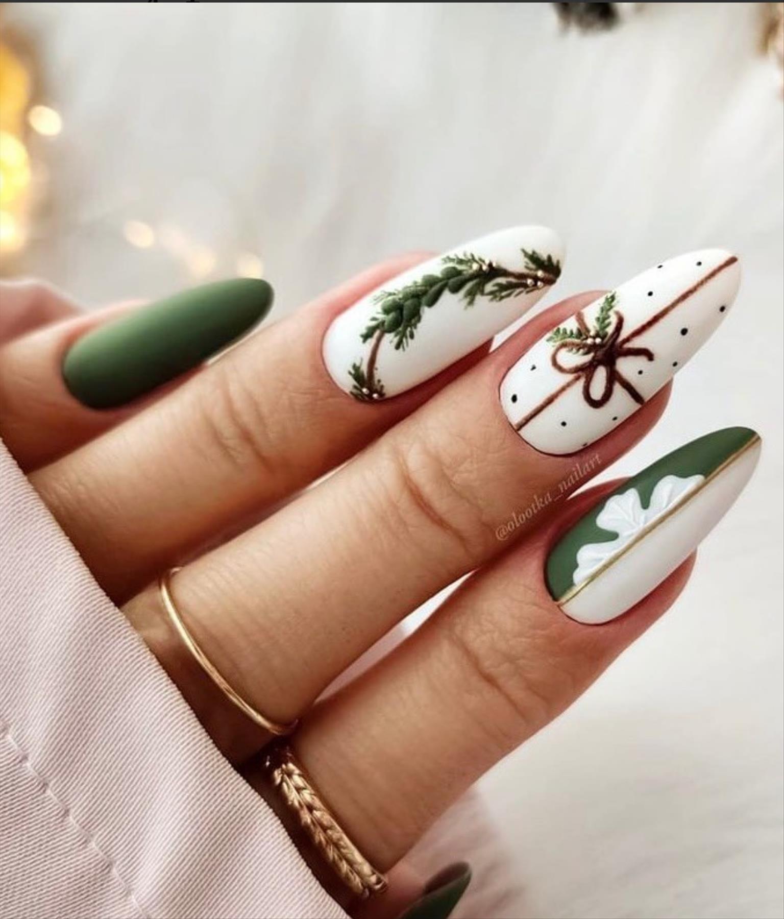 Best Christmas nail design for Winter Holiday 2021