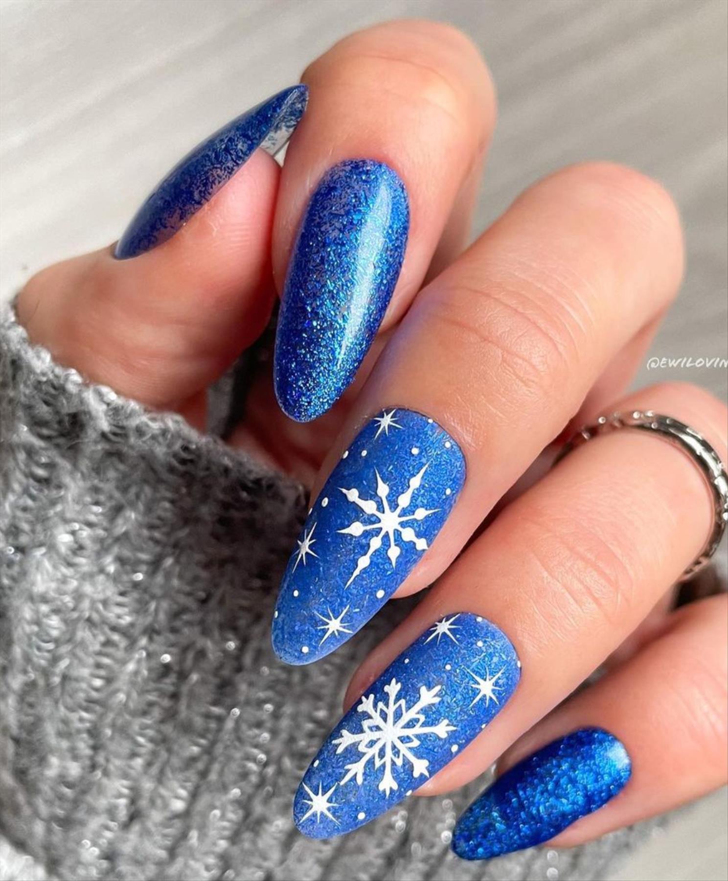 Best Christmas nail design for Winter Holiday 2021