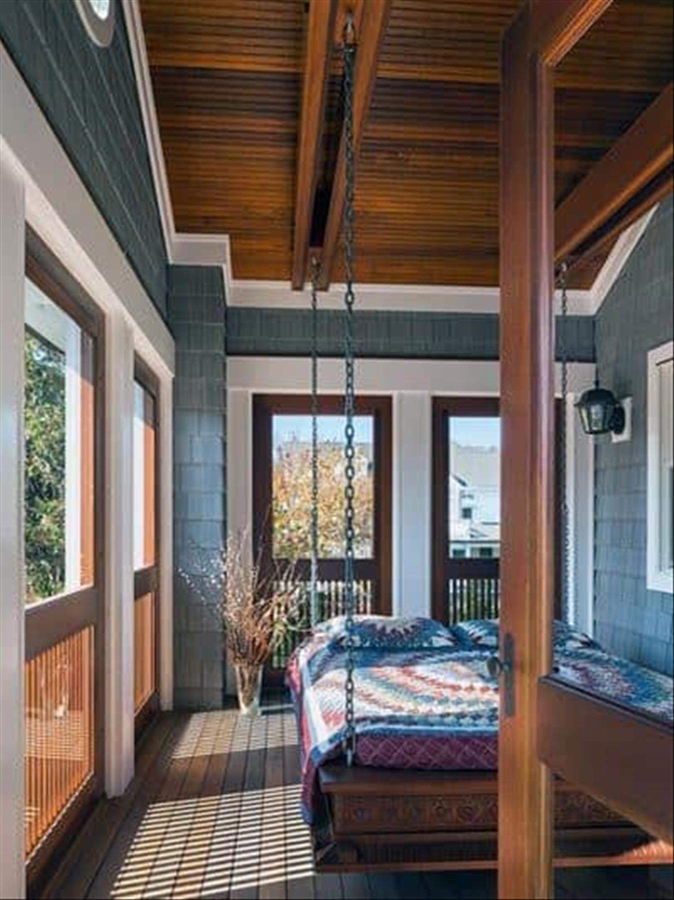 25 Creative Hanging Bed Design Ideas for Romantic Space