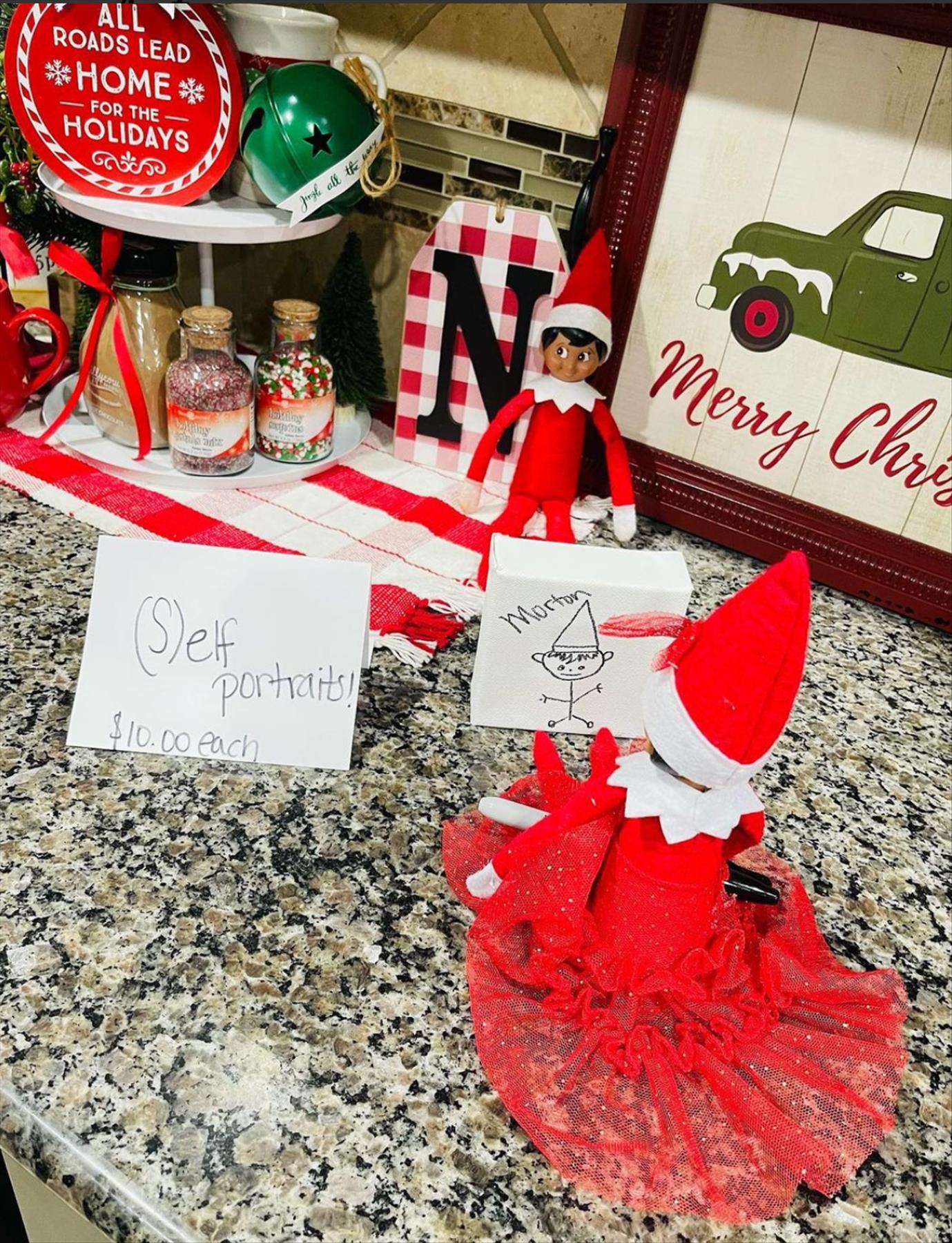 Funny Elf on the shelf ideas for Christmas decoration 2021