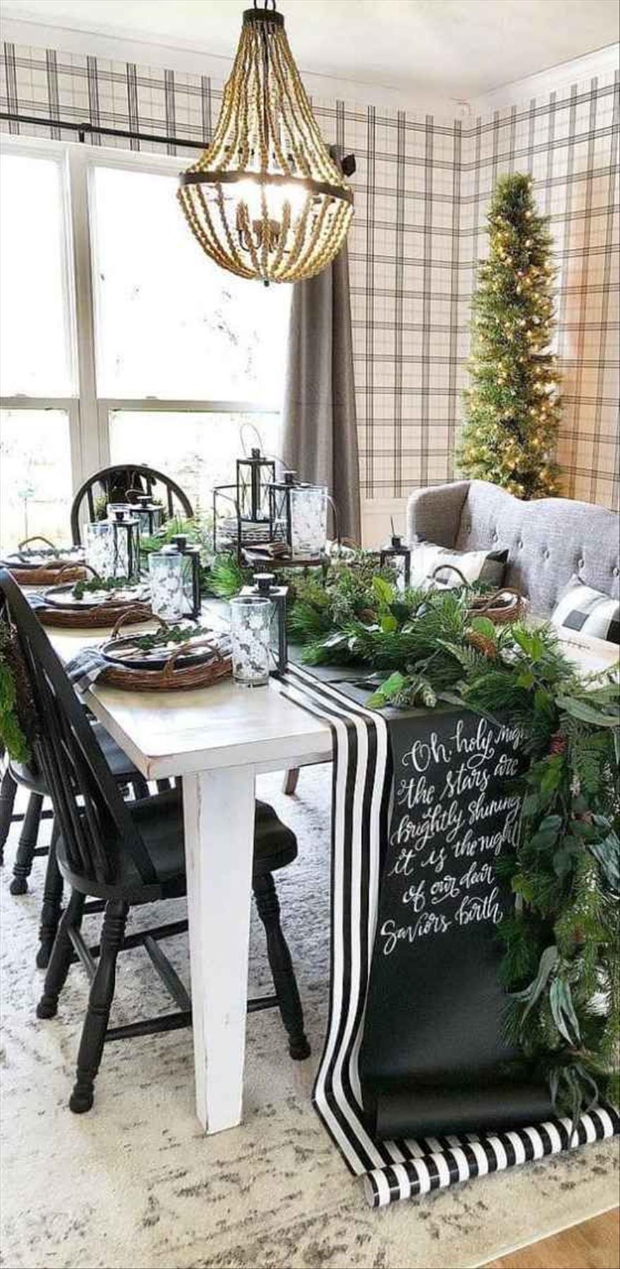 Merry Christmas Table Setting Ideas for Holiday Cheer