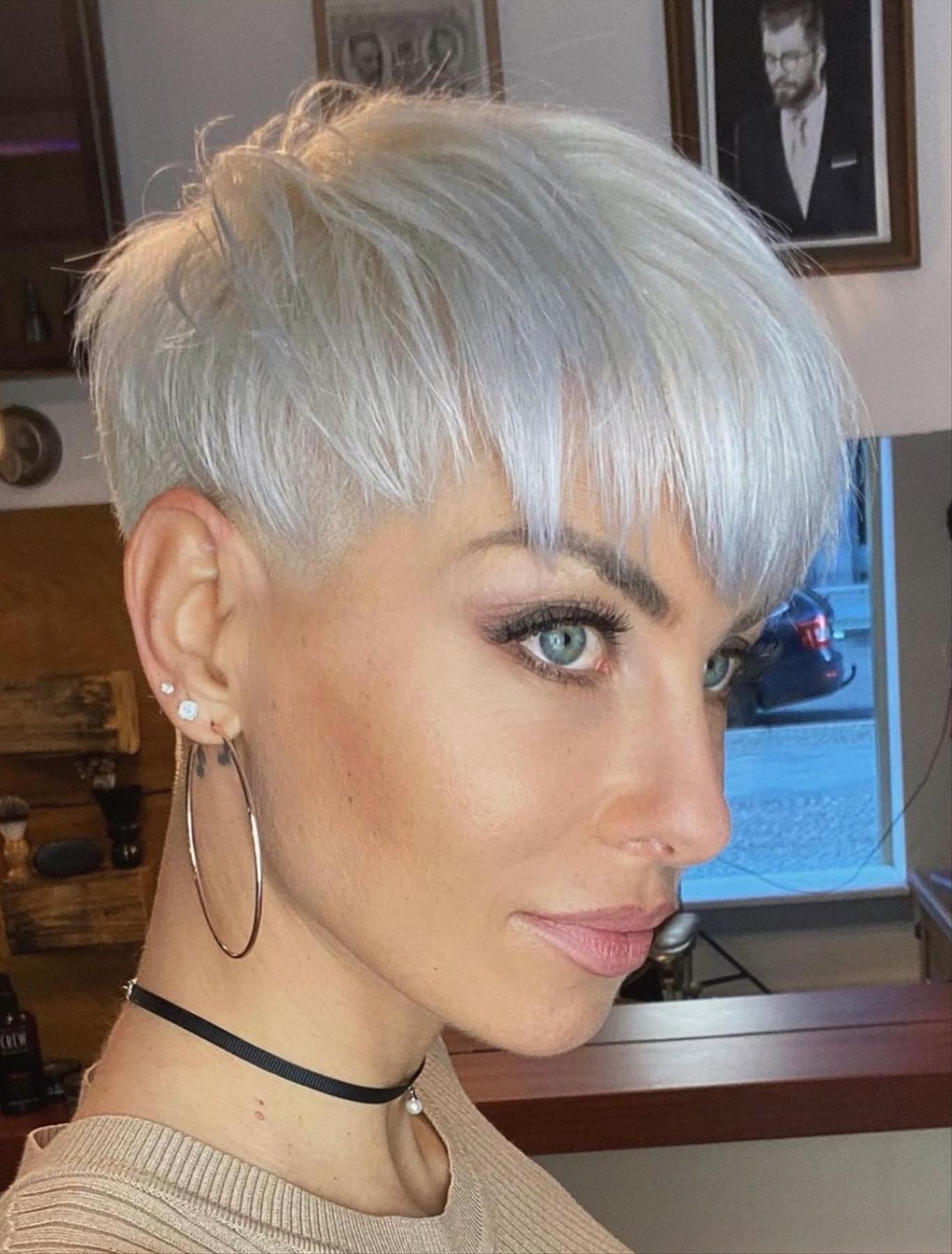 Top short pixie haircut for thick hair 2021 to be cool