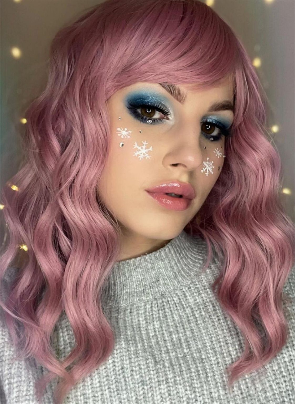 35 Easy Christmas Makeup Ideas for Holiday Season - Mycozylive.com