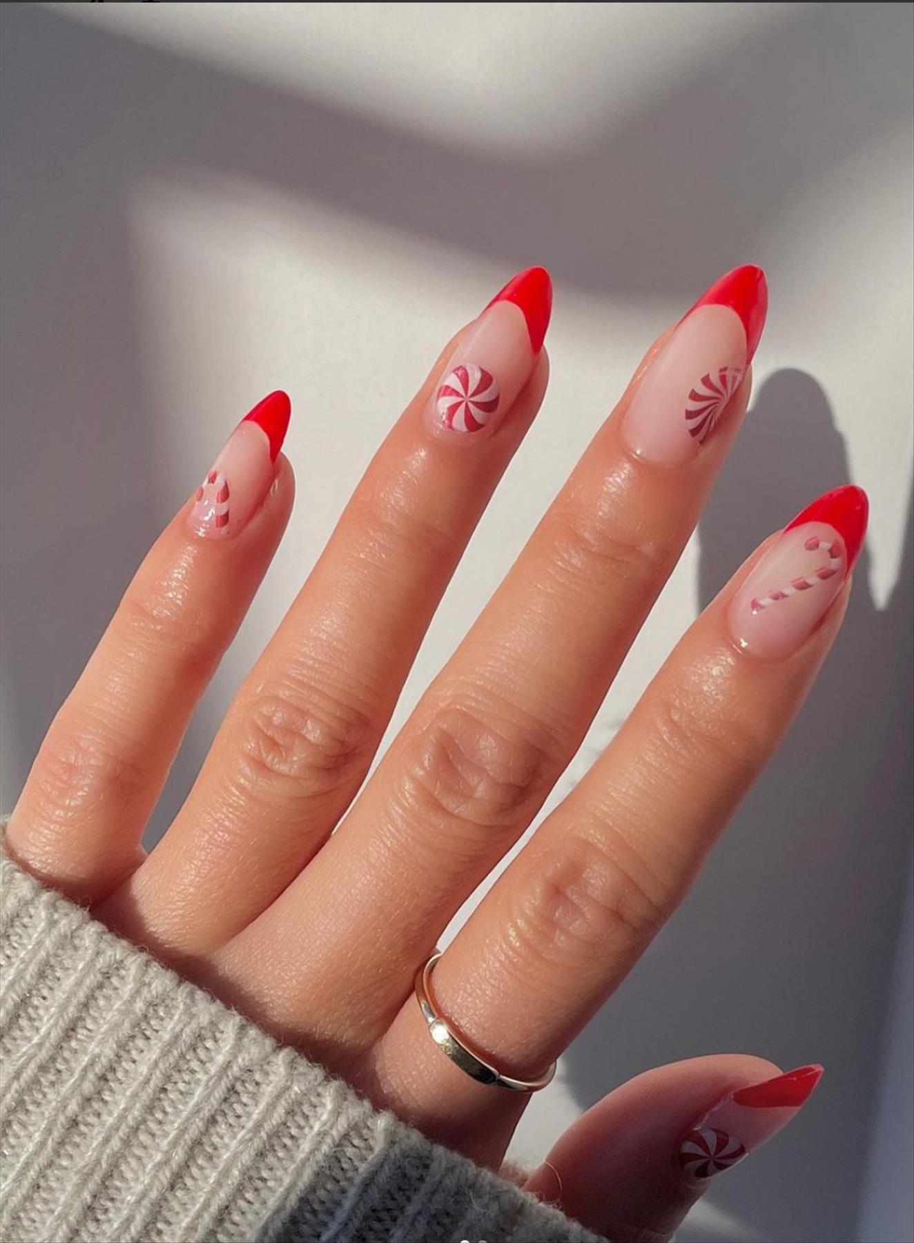 Best Christmas nail design for Winter Holiday 2021