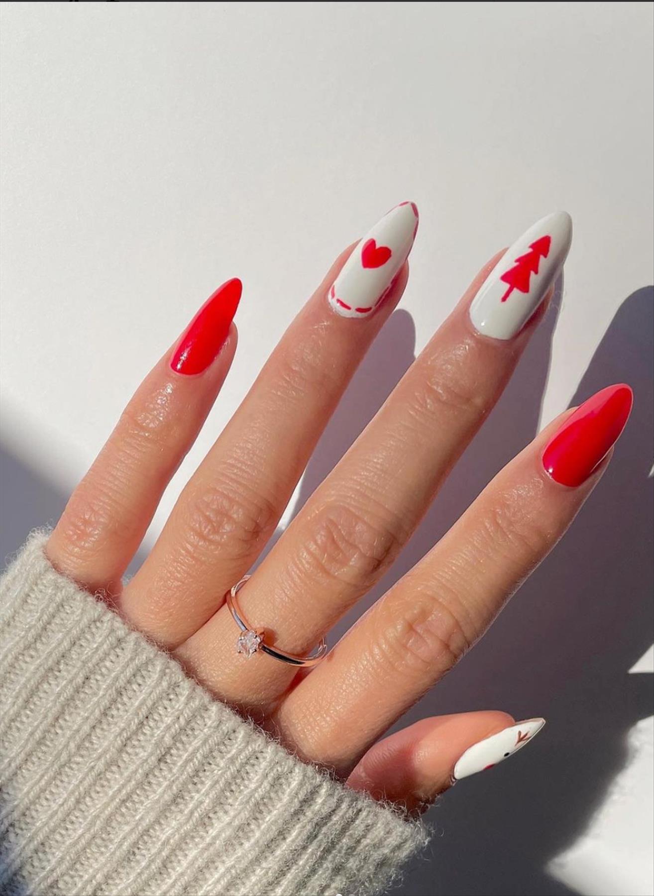 Best Christmas nail design for Winter Holiday 2021