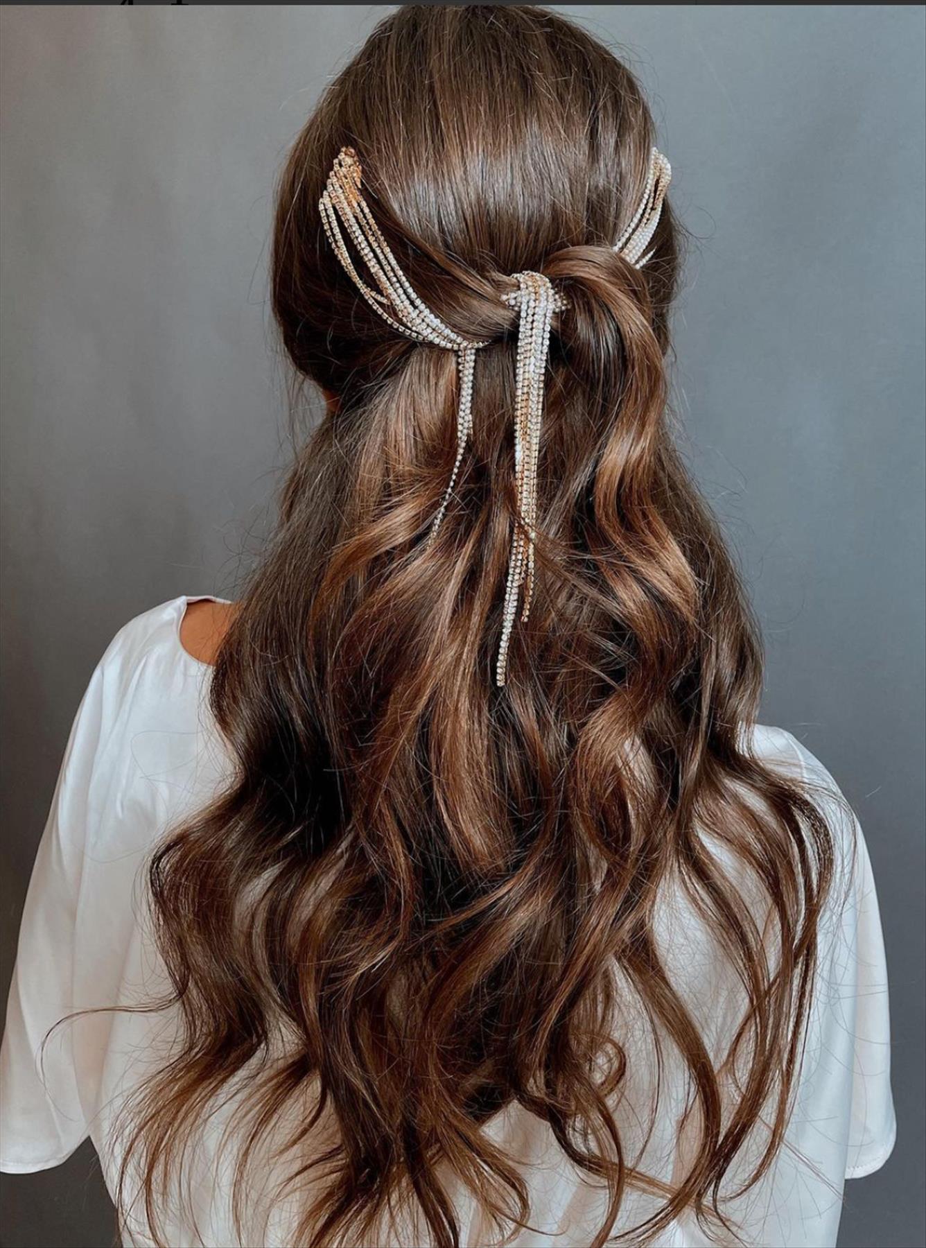 Stunning Prom Updos for Long Hair in 2022 to Steal the Show