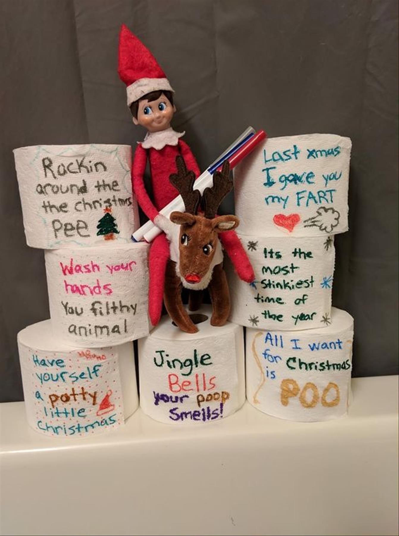 Funny Elf on the shelf ideas for Christmas decoration 2021