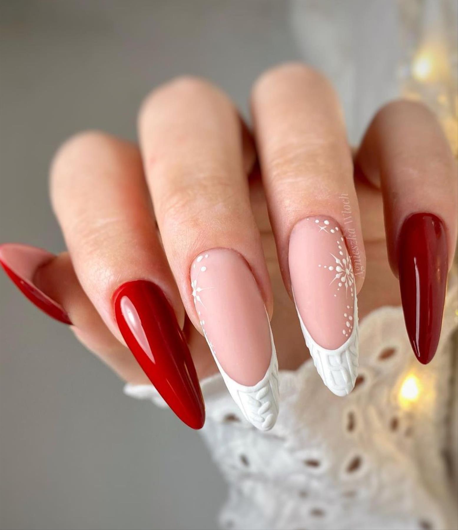 Trendy Winter nails almond-shaped nails to try