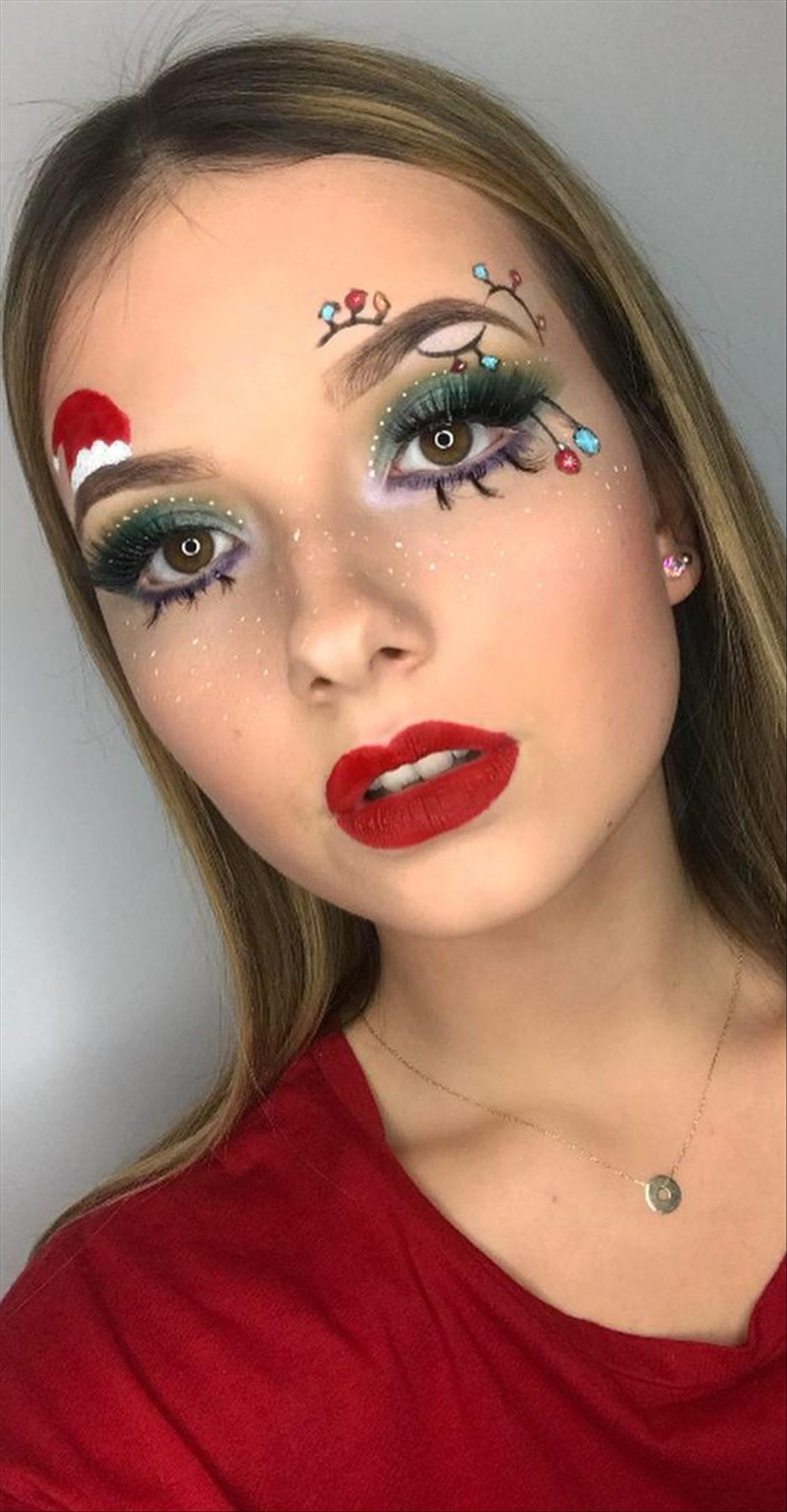 Easy Christmas Makeup Looks for Holiday Season 