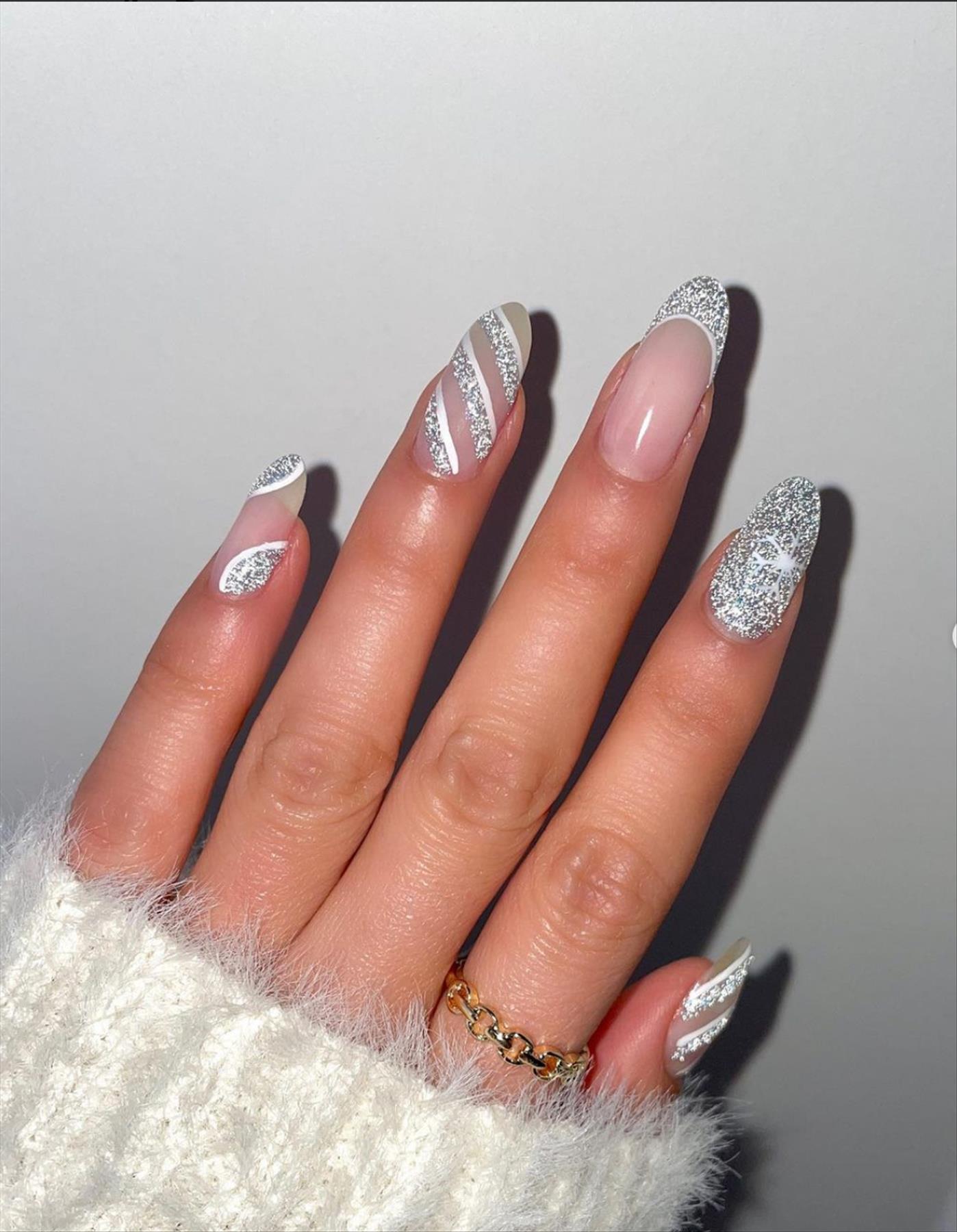 Glitter New Year's nails to Sparkly Start to 2022