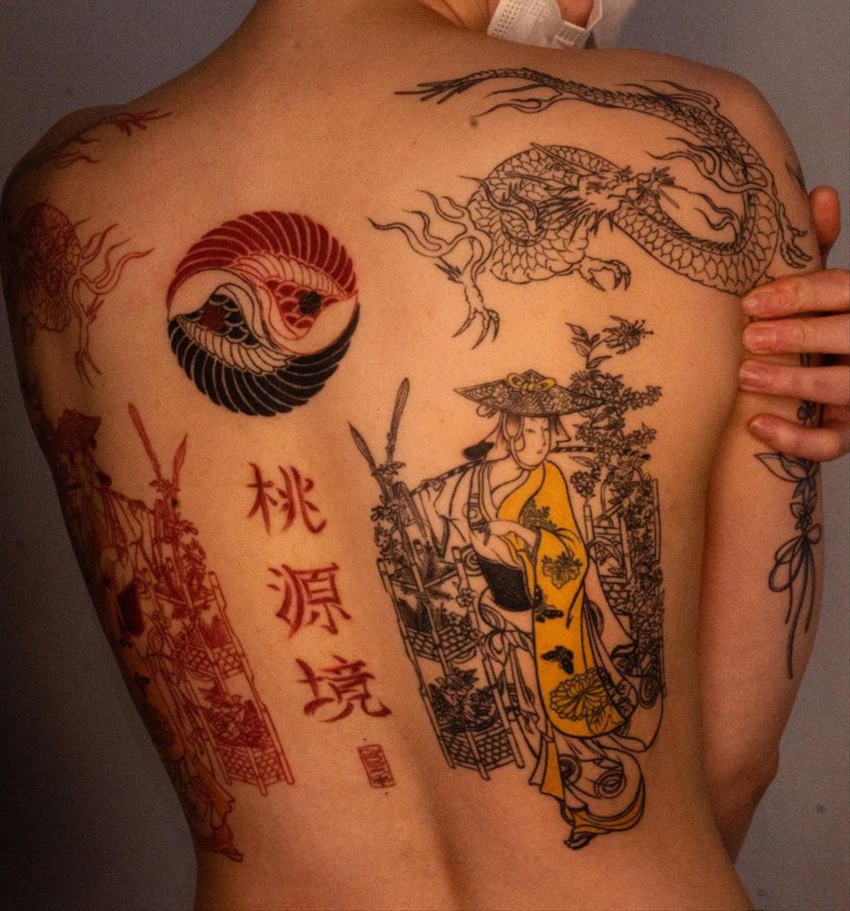  Pretty back tattoos for women inspirations 