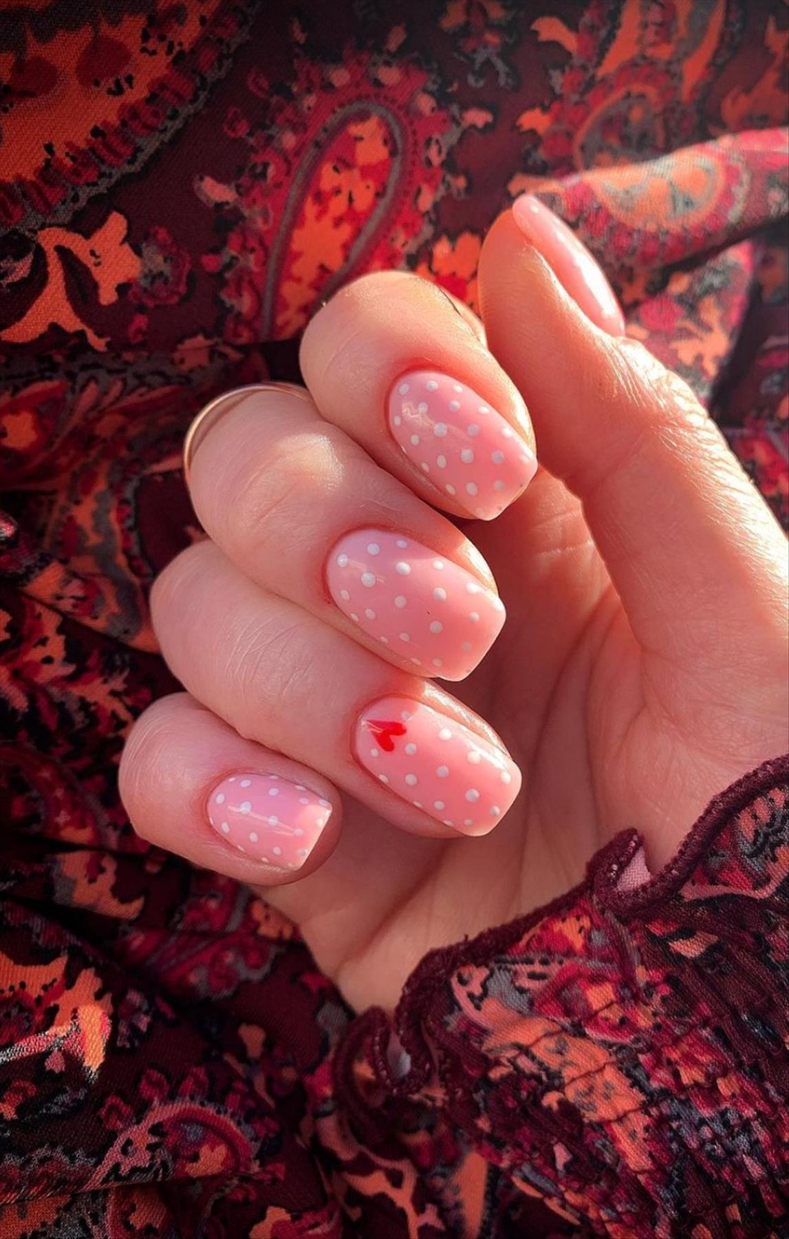 Romantic Heart Nail Art Perfect For Valentine's Manicures 2022