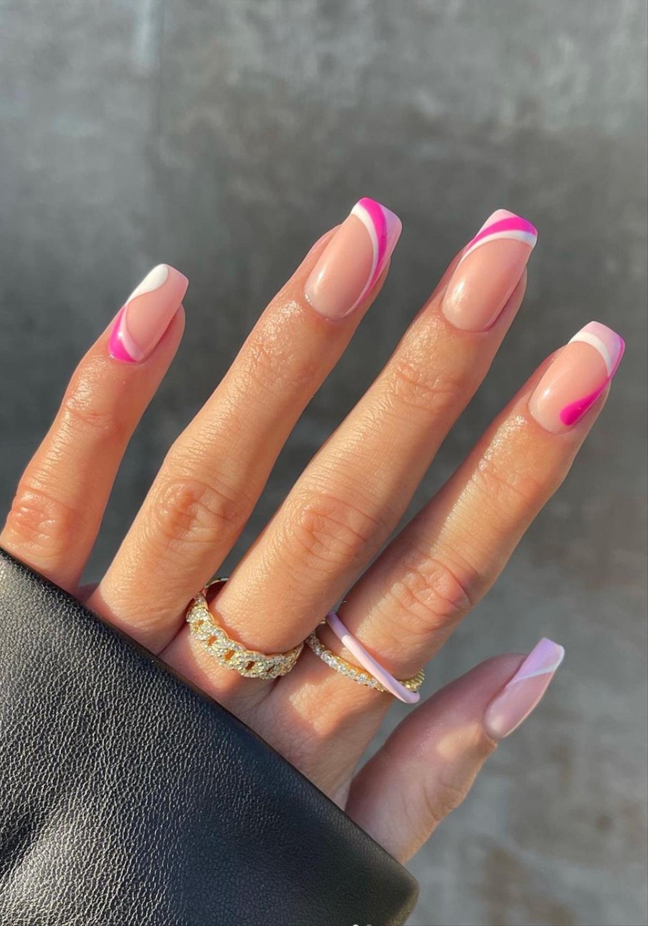 Best Short French tip coffin nails for Spring nails 2022 trends