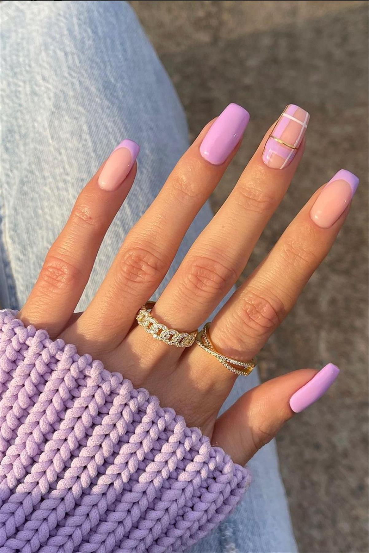 Best Short French tip coffin nails for Spring nails 2022 trends