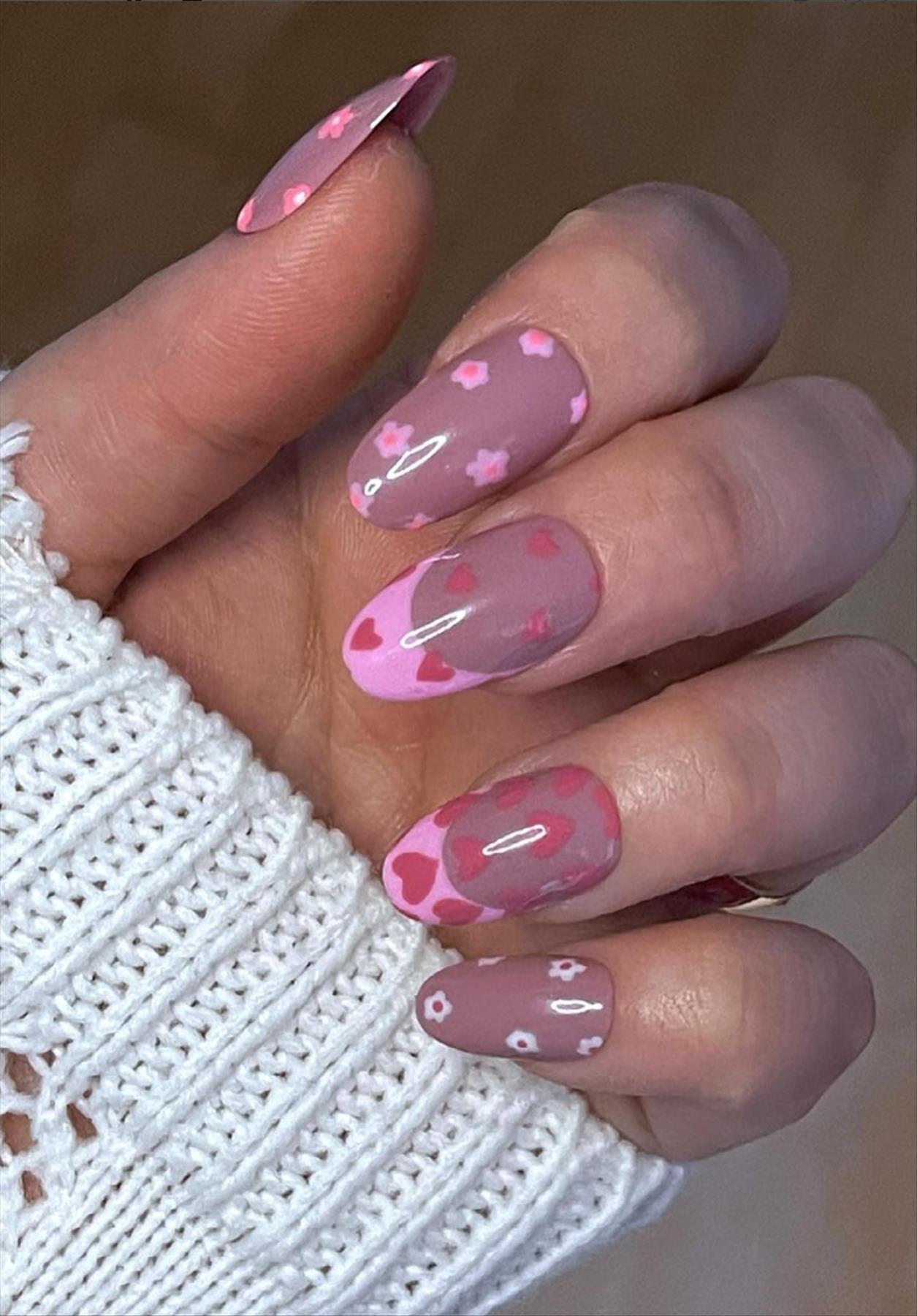 Romantic Heart Nail Art Perfect For Valentine's Manicures 2022