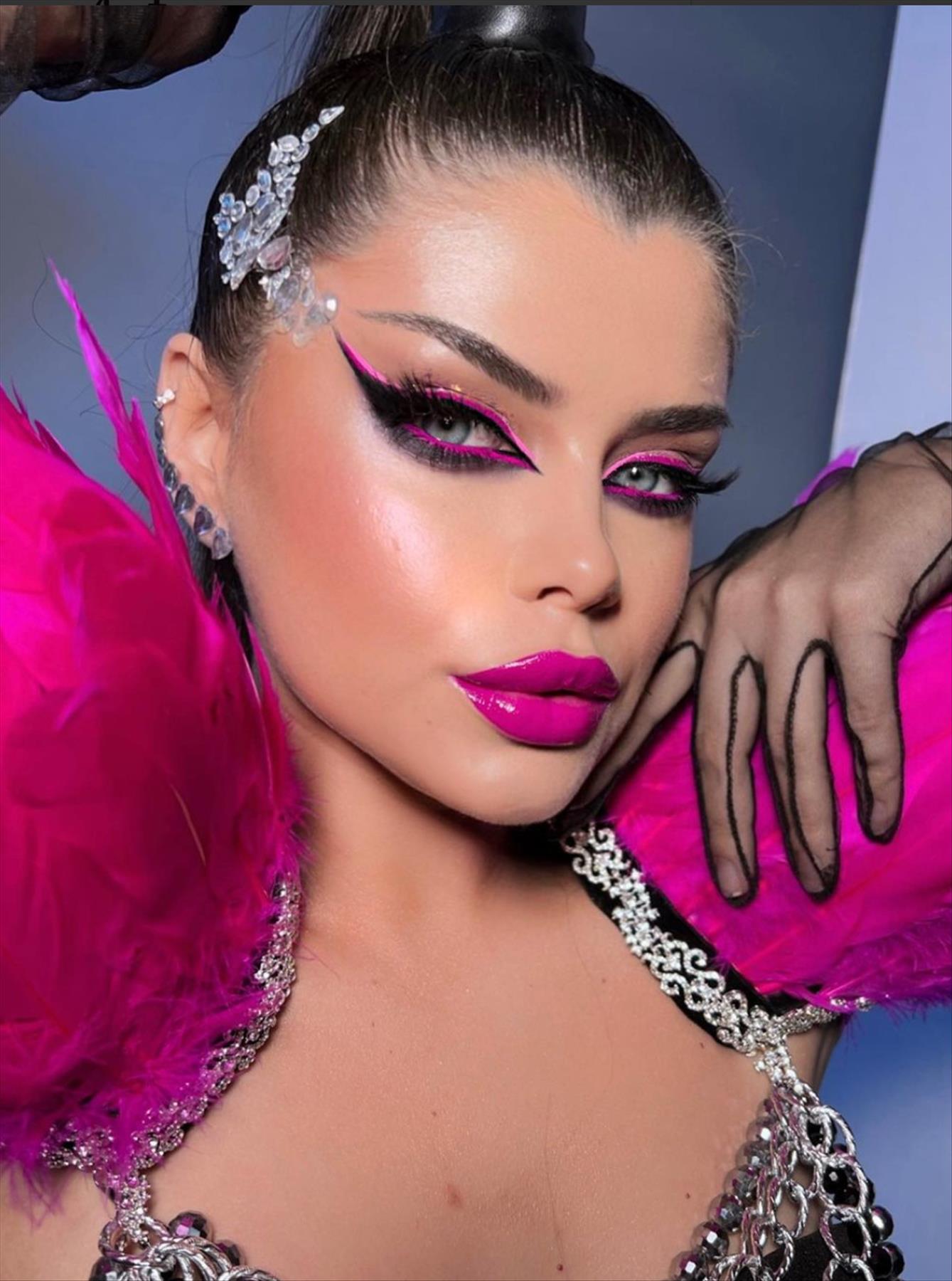 Best Pink Eyeshadows Makeup Looks for 2022 Fashion Trends