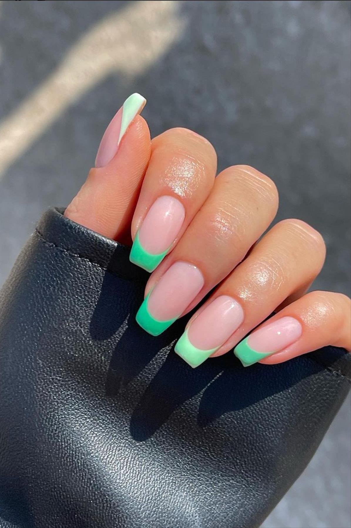 Best Short French tip coffin nails for Spring nails 2022 trends