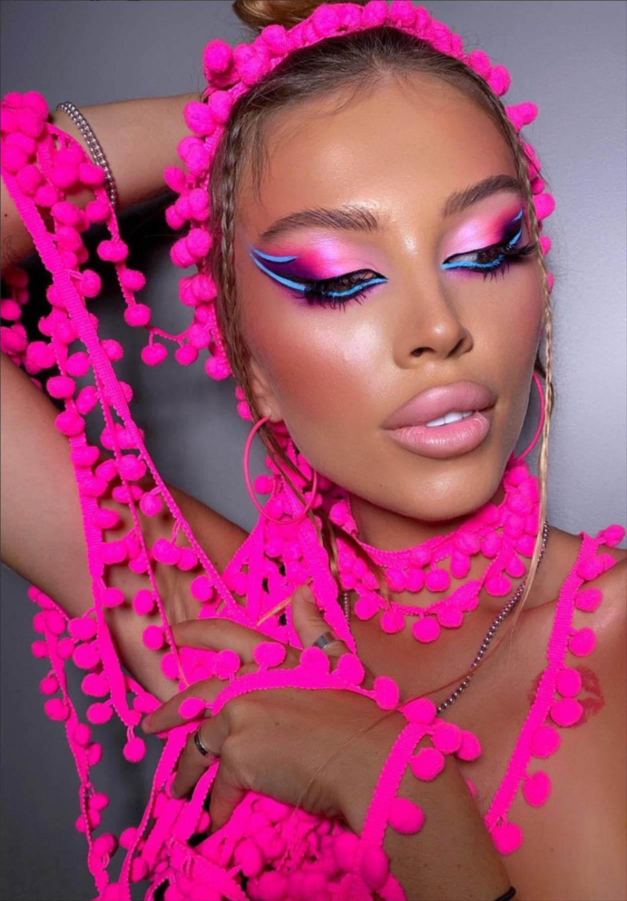 Best Pink Eyeshadows Makeup Looks for 2022 Fashion Trends