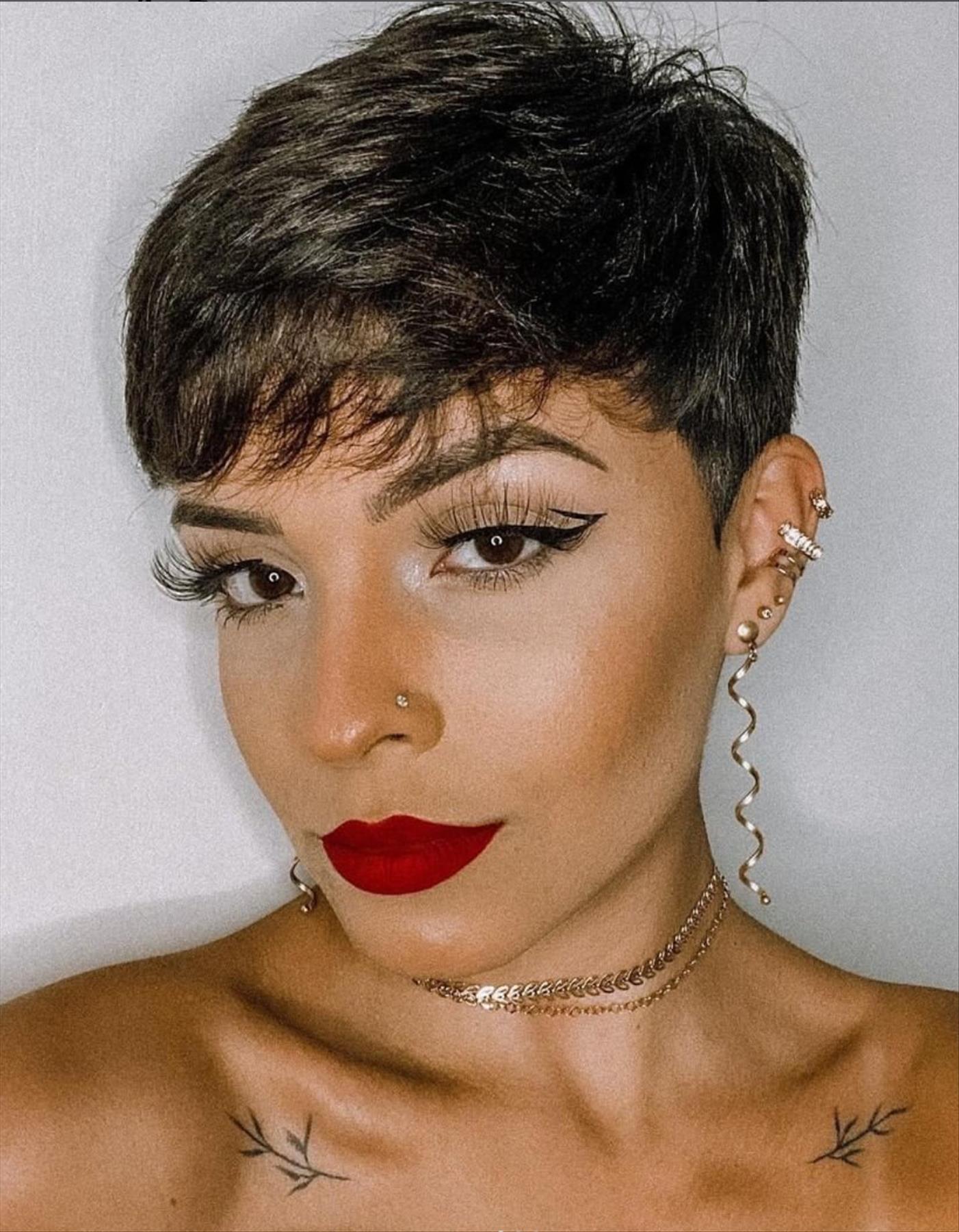 Cool short pixie hairstyles for women 2022 