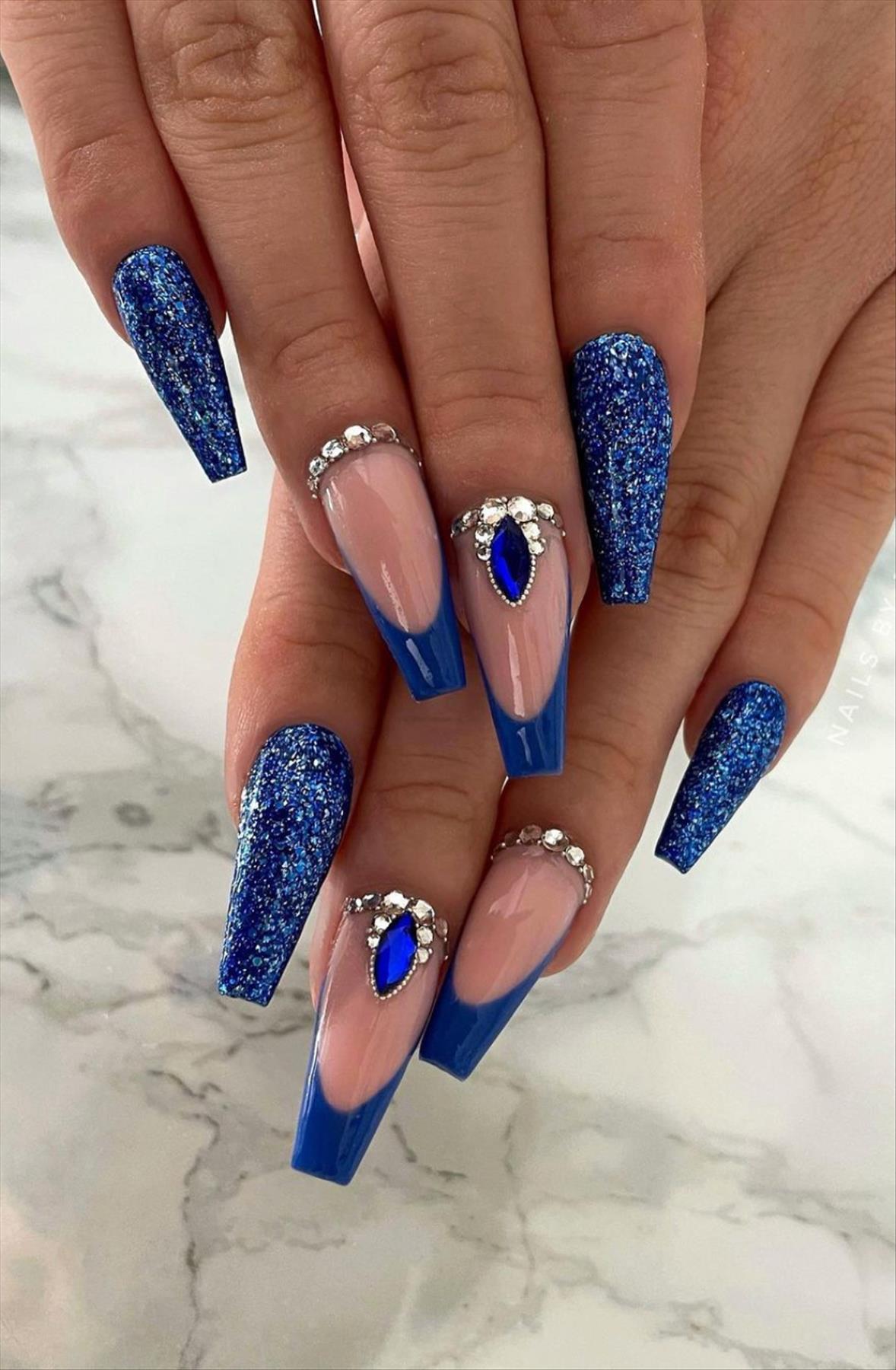 Best glitter ombre nails design ideas that are trending