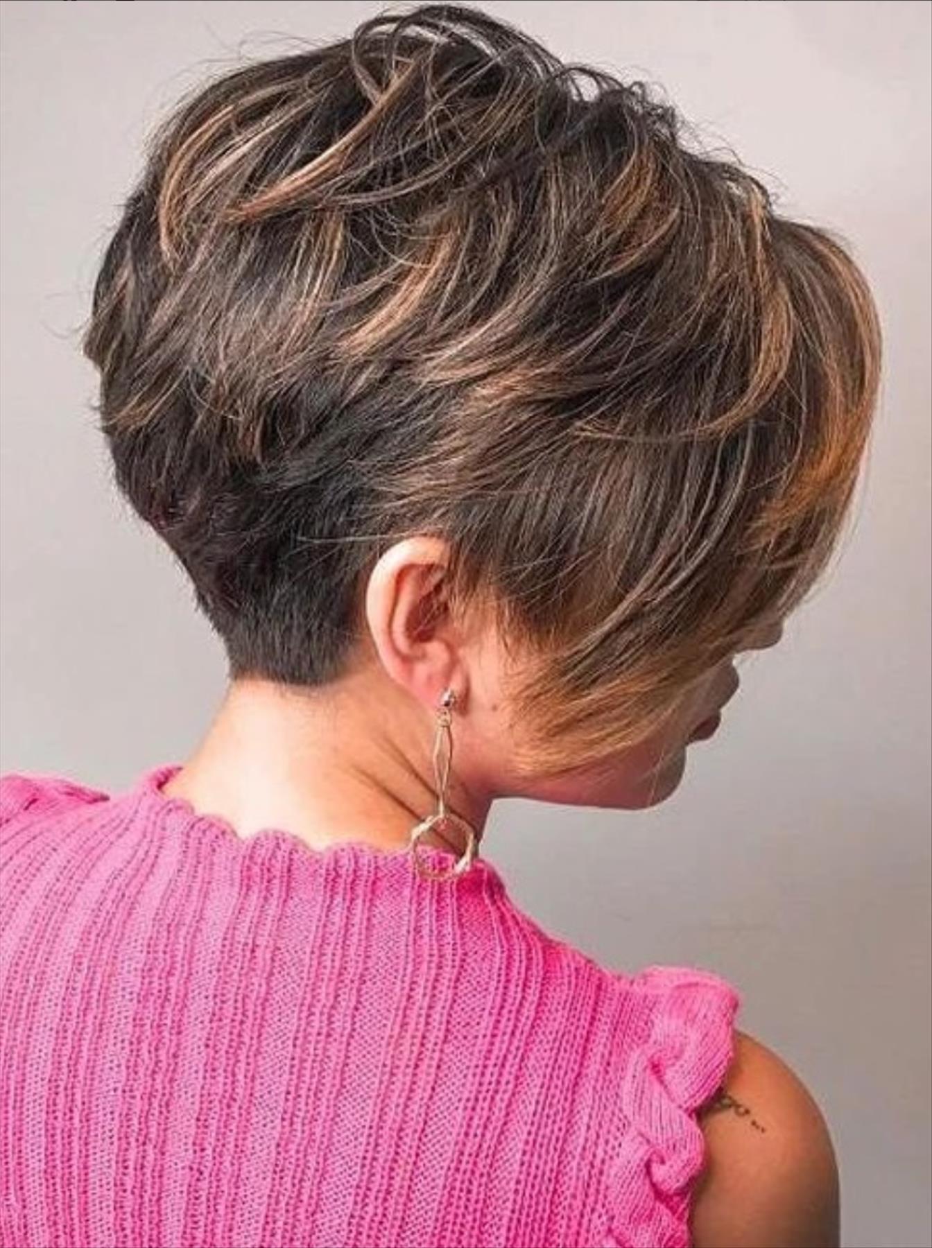 Cool short pixie hairstyles for women 2022 