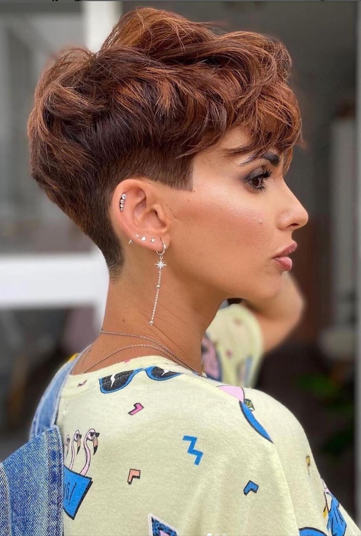 Cool short pixie hairstyles for women 2022 