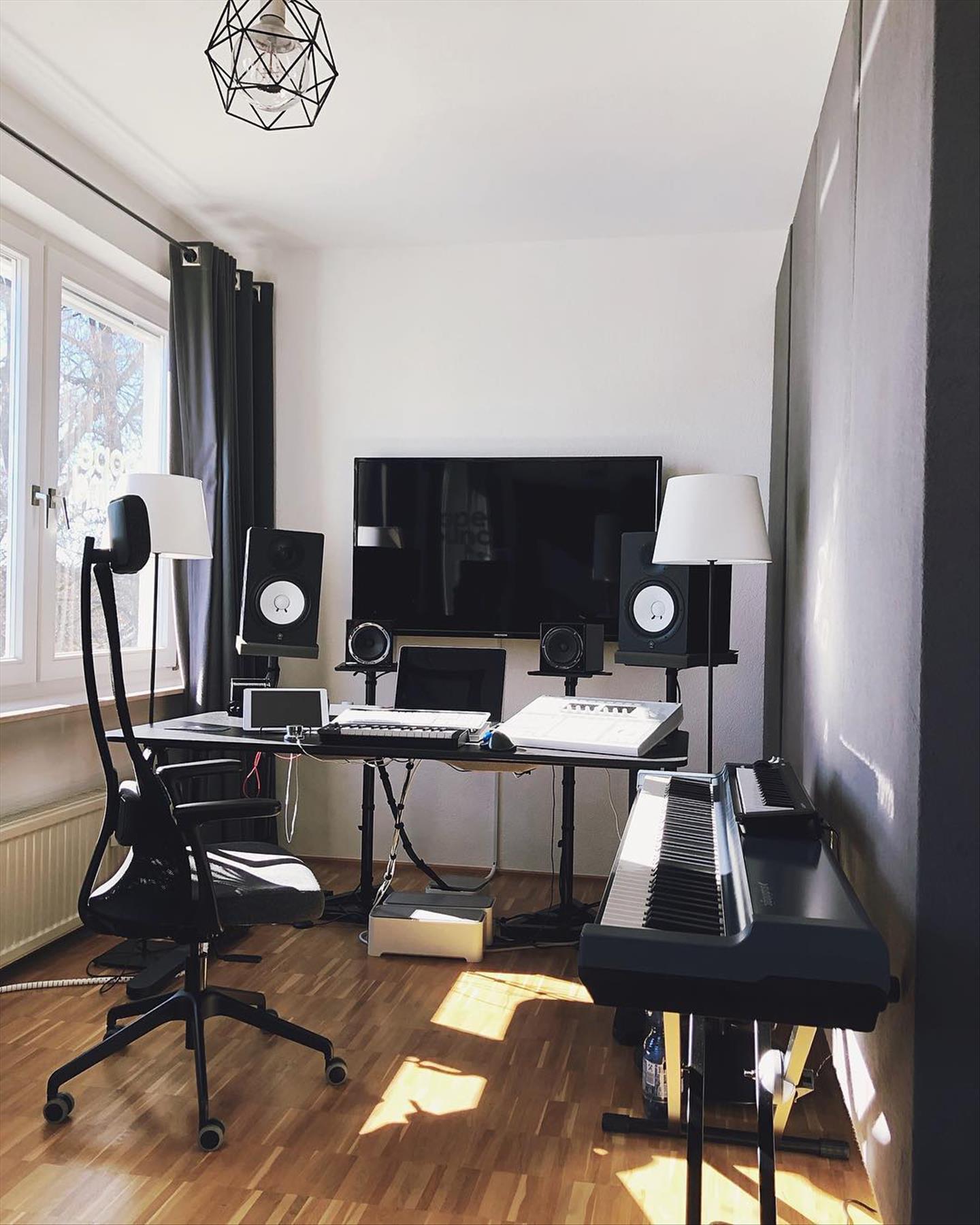 Cool Home Music Studio Decoration Ideas & Inspiration