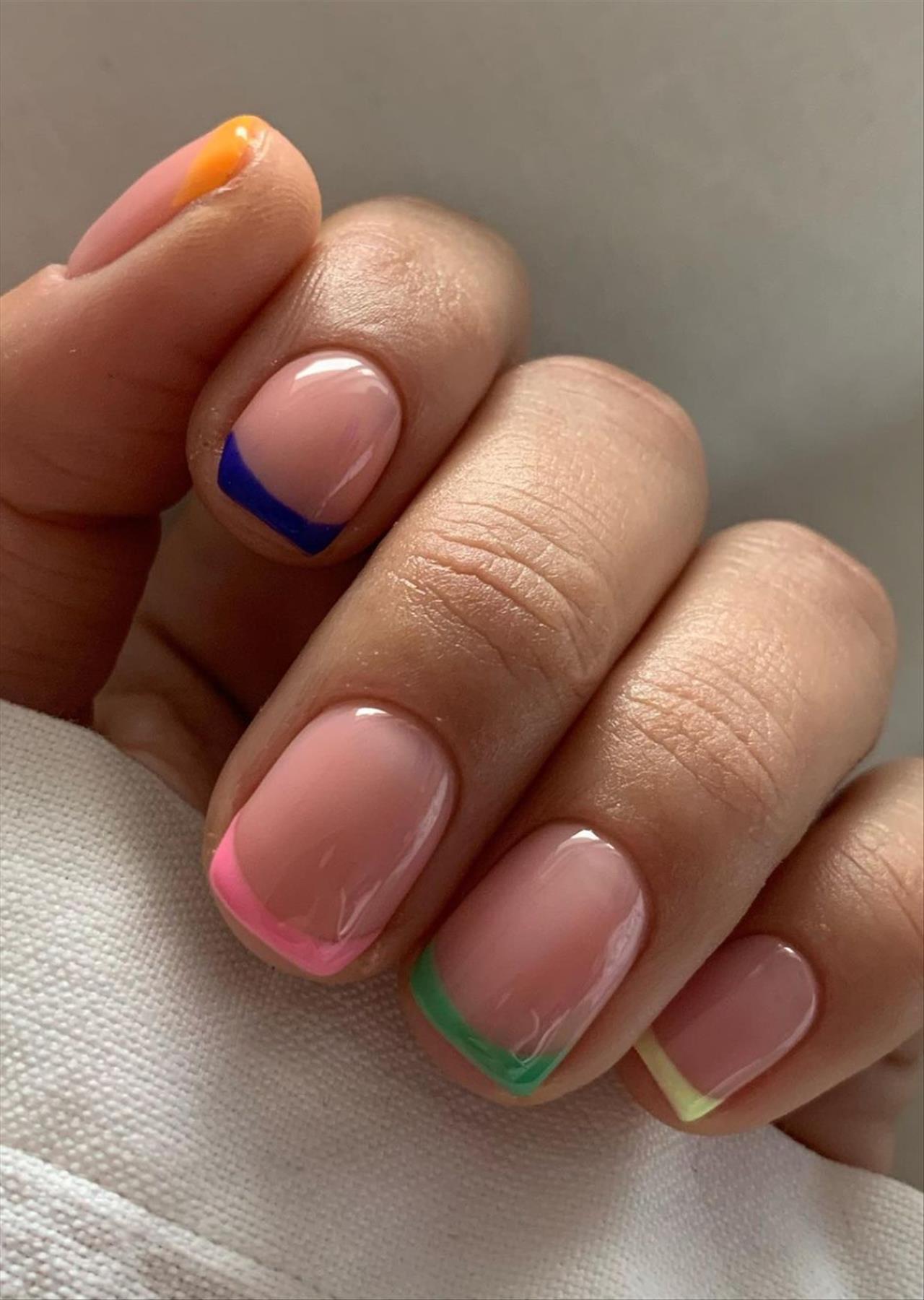  Trendy Summer Nail Designs with Short Square Nails 2022