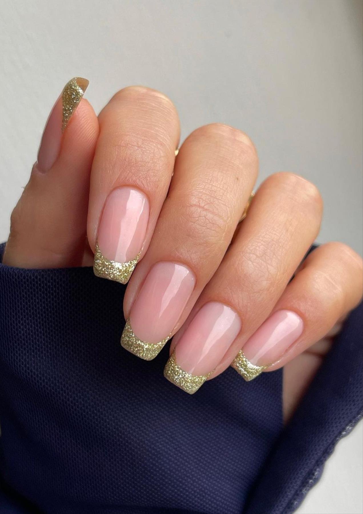  Trendy Summer Nail Designs with Short Square Nails 2022