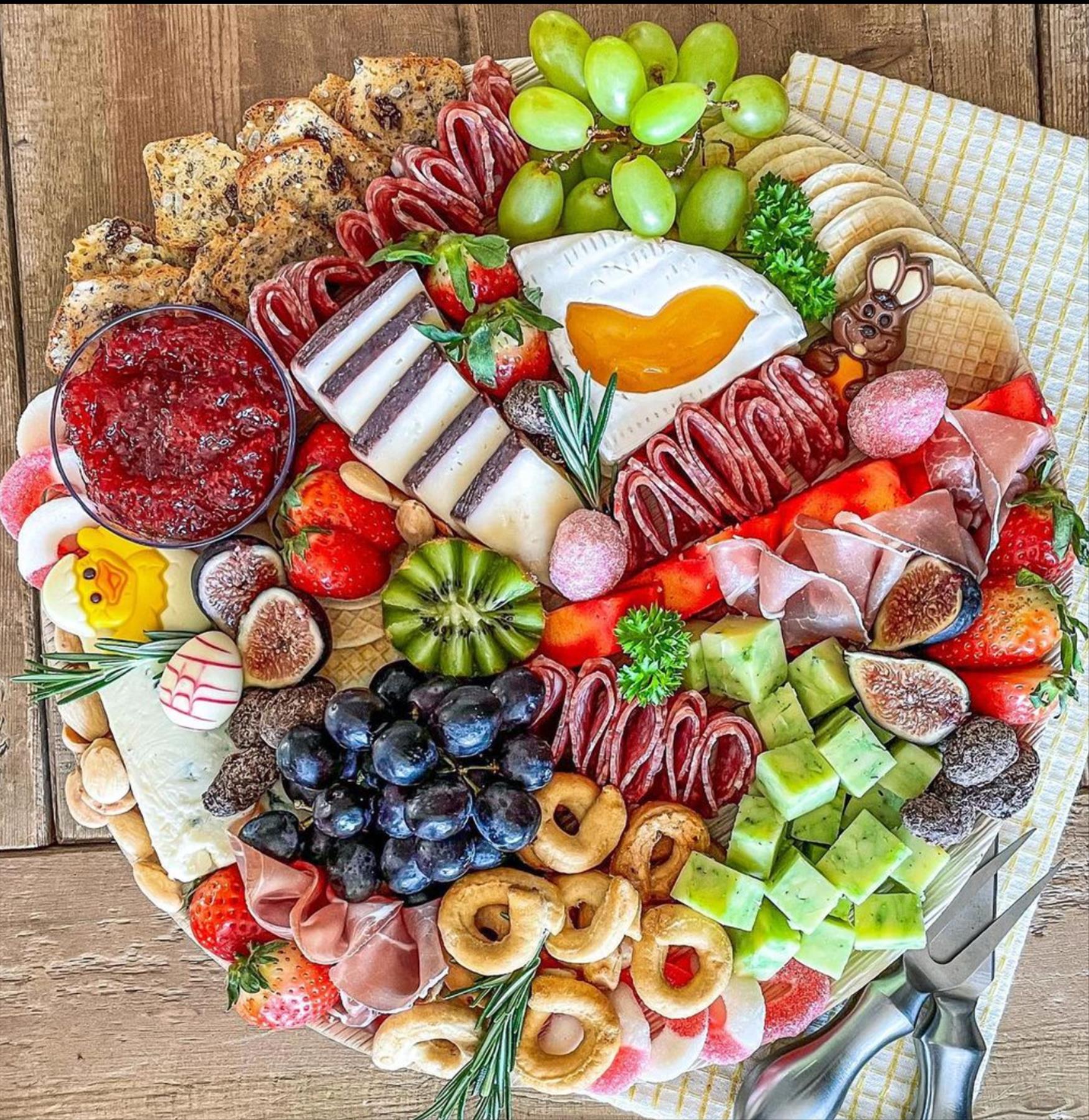 Pretty Easter Charcuterie Boards Everyone Will Enjoy 2022!