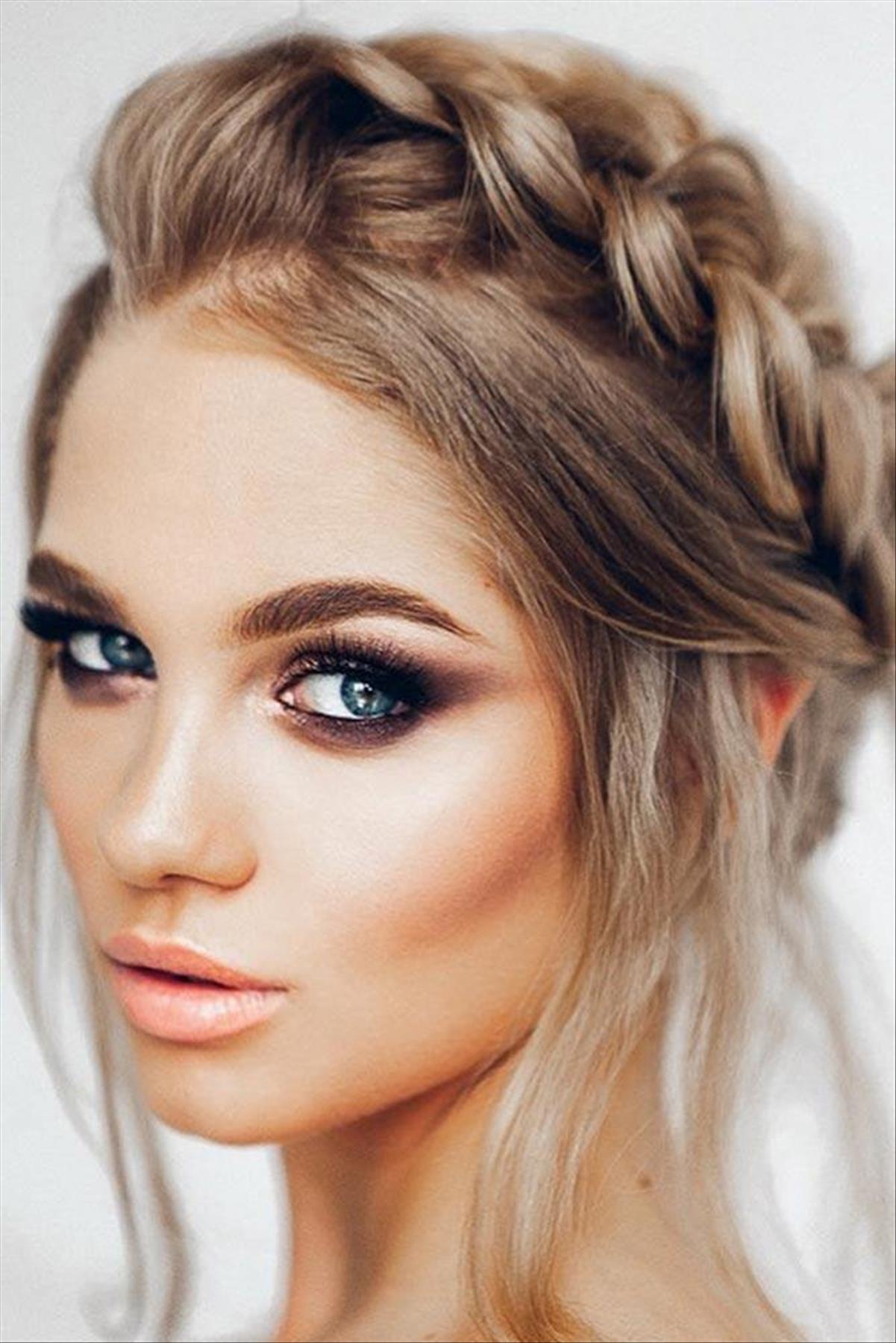  Elegant prom updos hairstyle 2022 to refresh your look