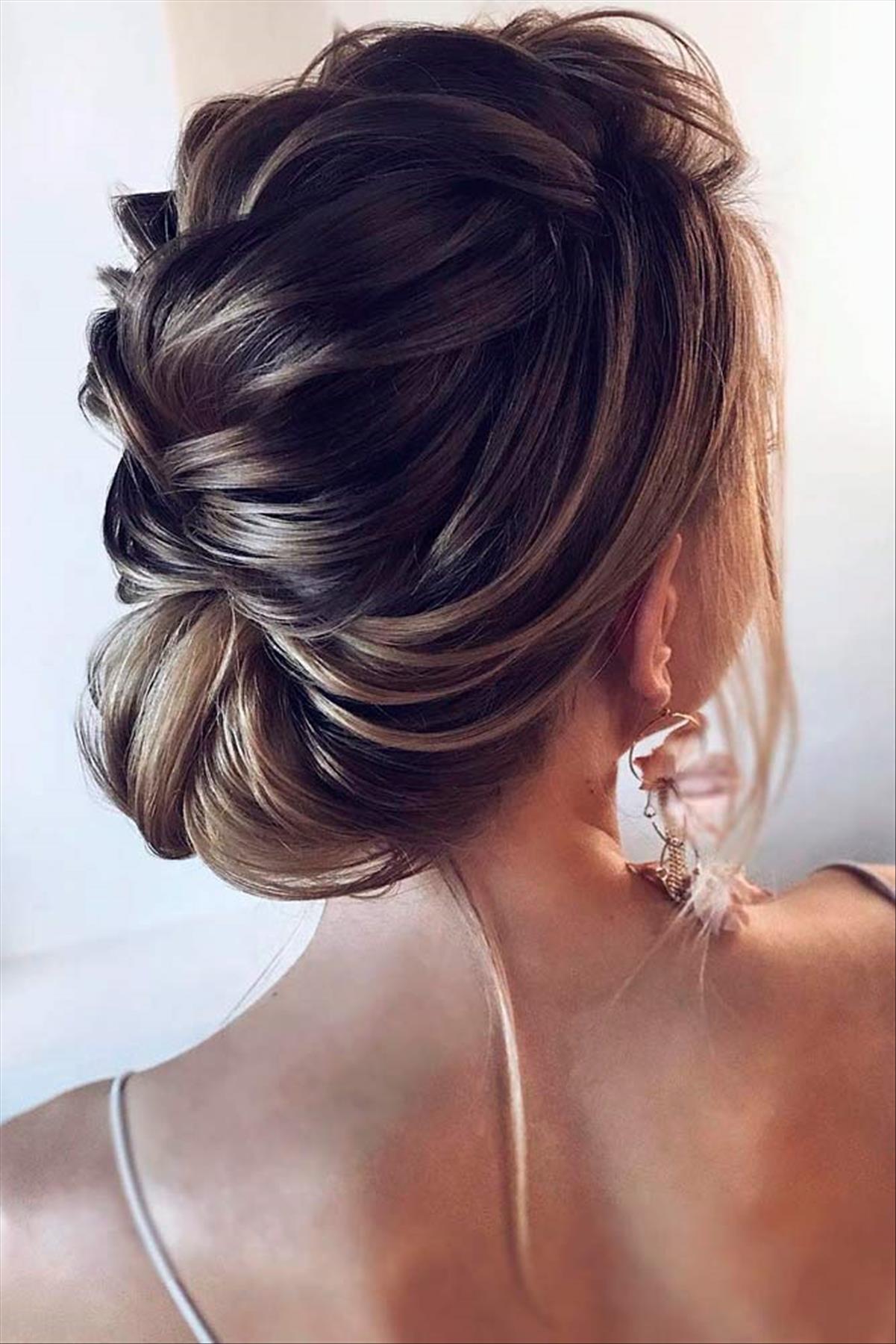  Elegant prom updos hairstyle 2022 to refresh your look