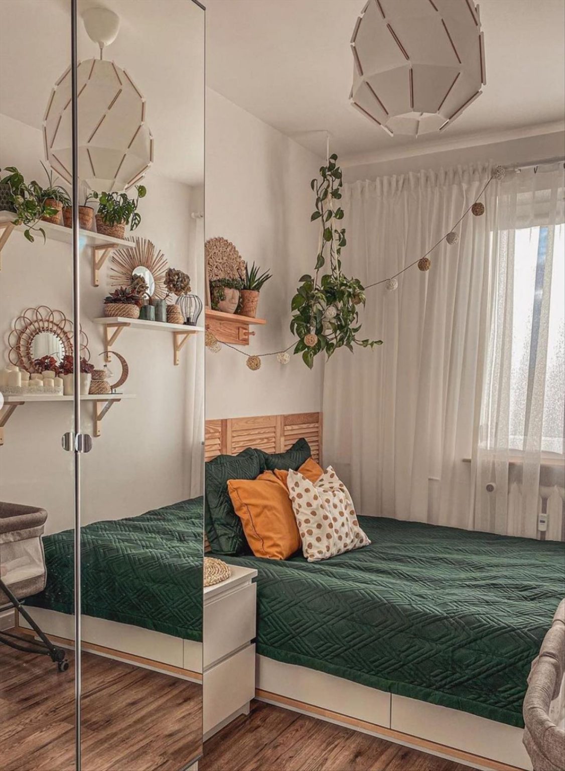 33 Cool Boho Bedroom Decorating Inspiration For Summer 2022