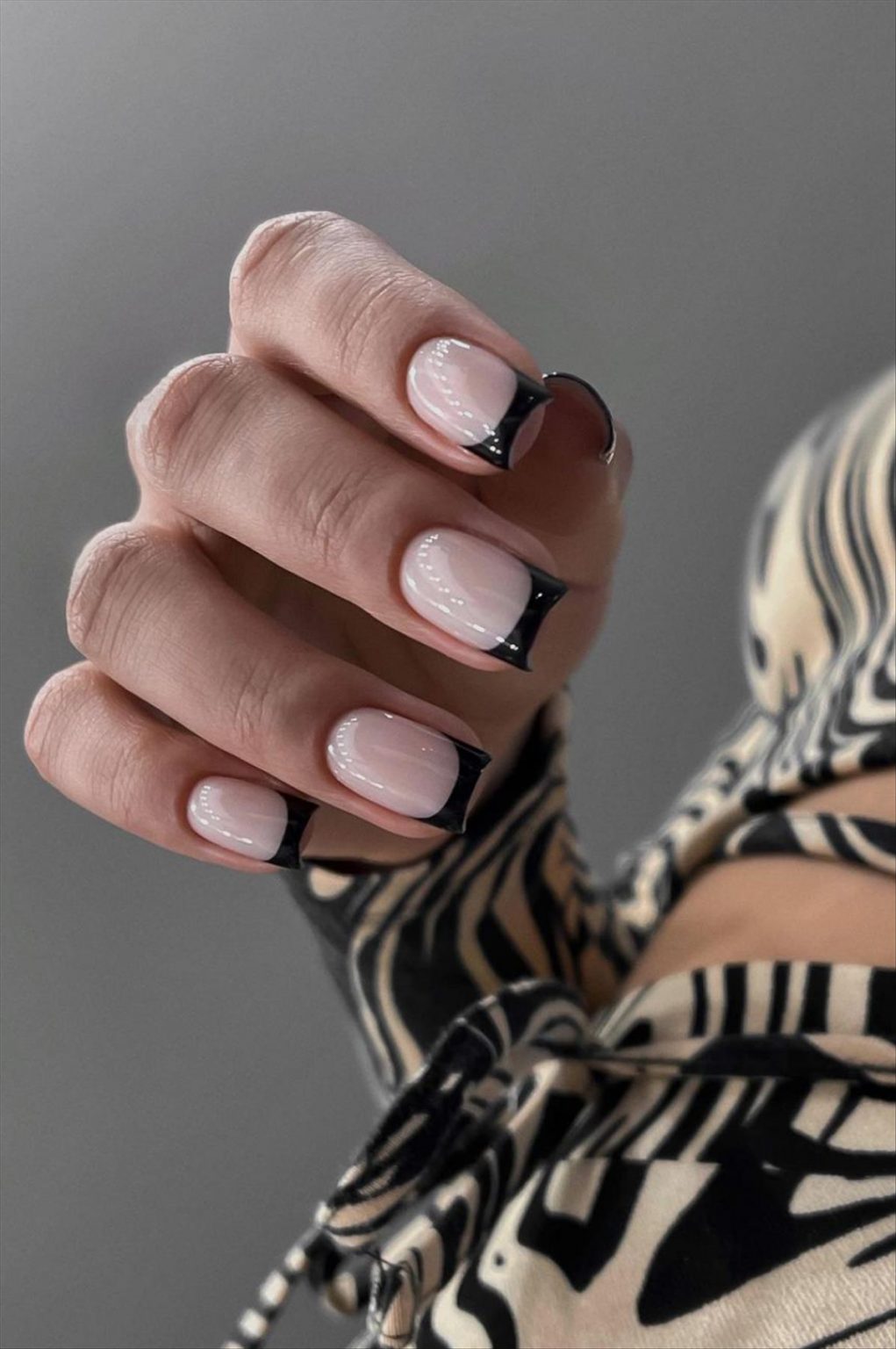 34 Beautiful short square acrylic nails designs for 2022 - Mycozylive.com