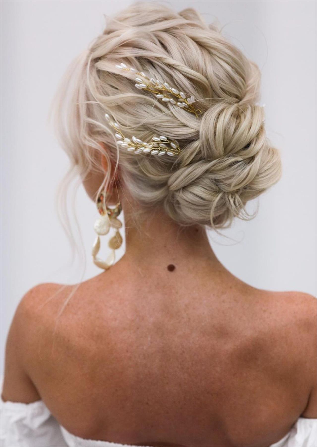  Elegant prom updos hairstyle 2022 to refresh your look