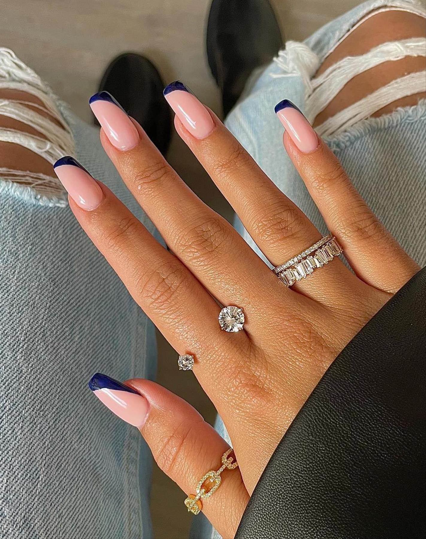 Pretty short gel nails with square nail shapes to try 