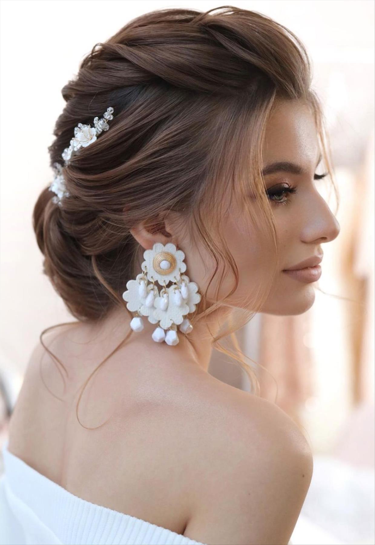  Elegant prom updos hairstyle 2022 to refresh your look