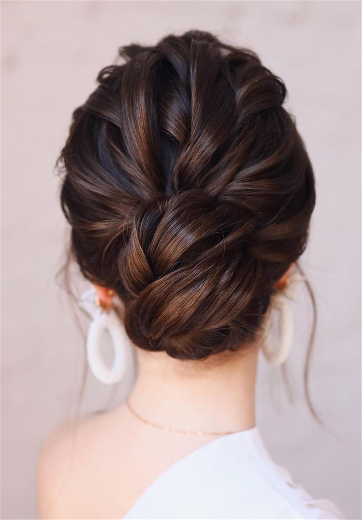  Elegant prom updos hairstyle 2022 to refresh your look