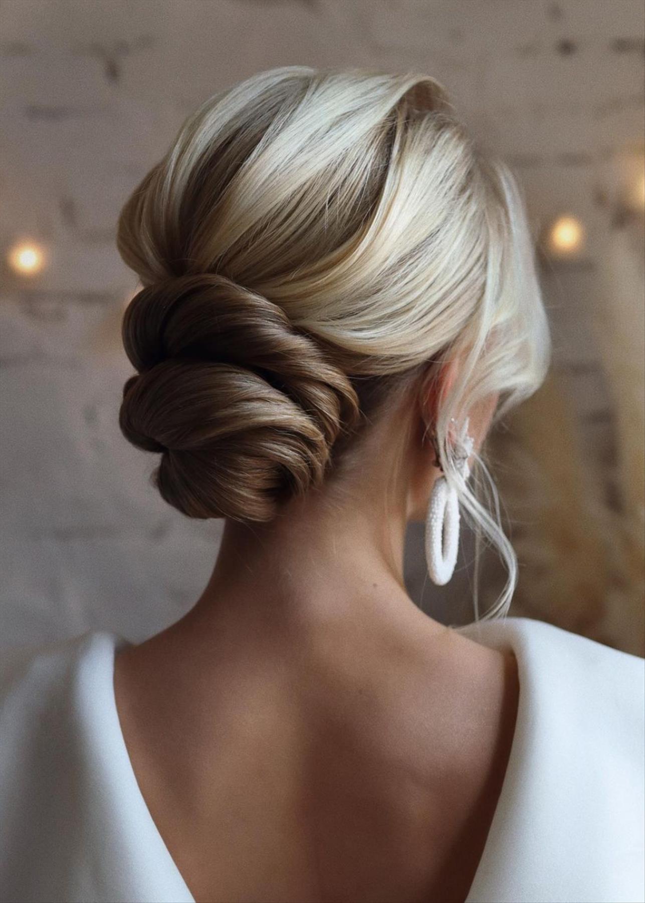  Elegant prom updos hairstyle 2022 to refresh your look