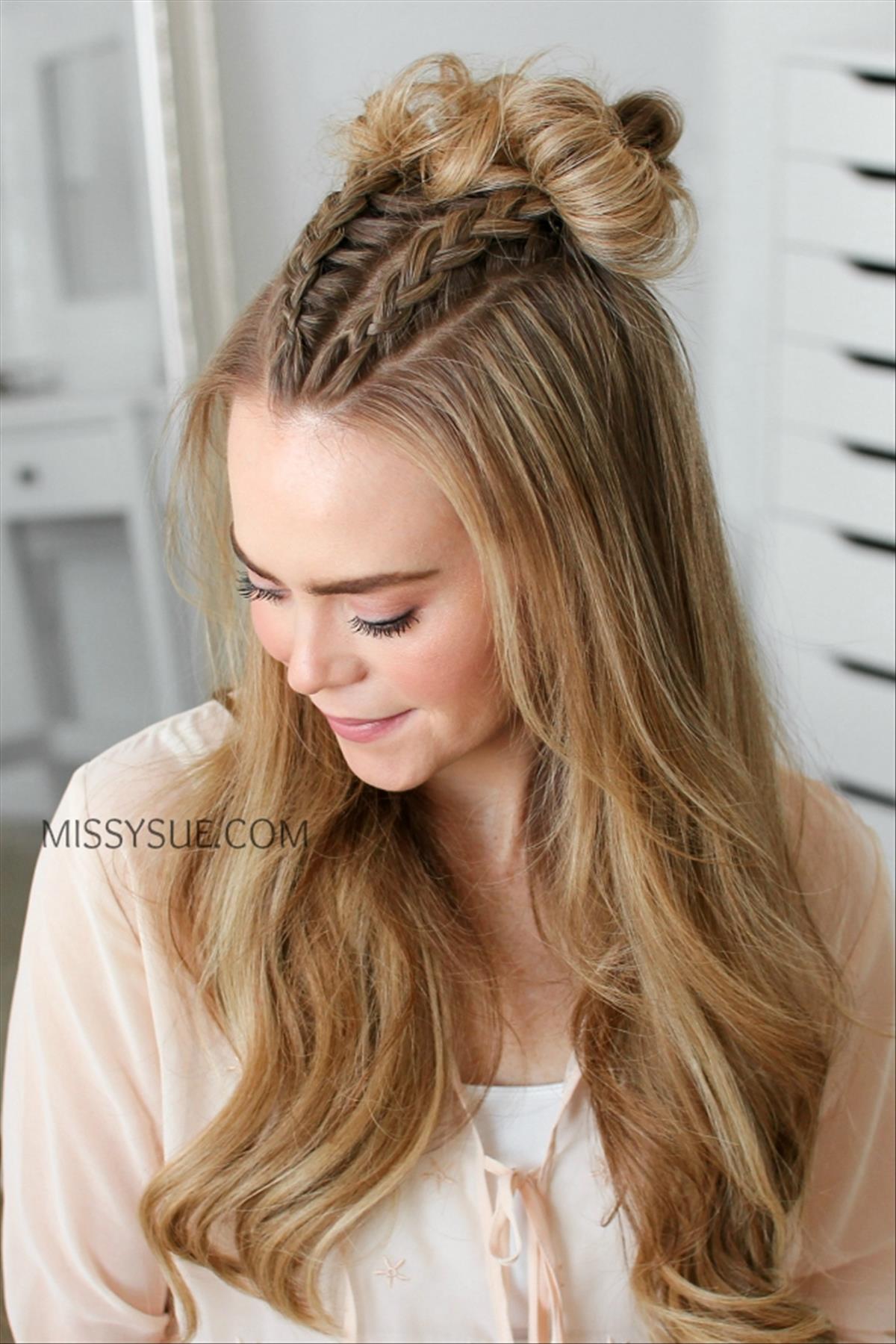 Best braided graduation hairstyles for your special day 2022