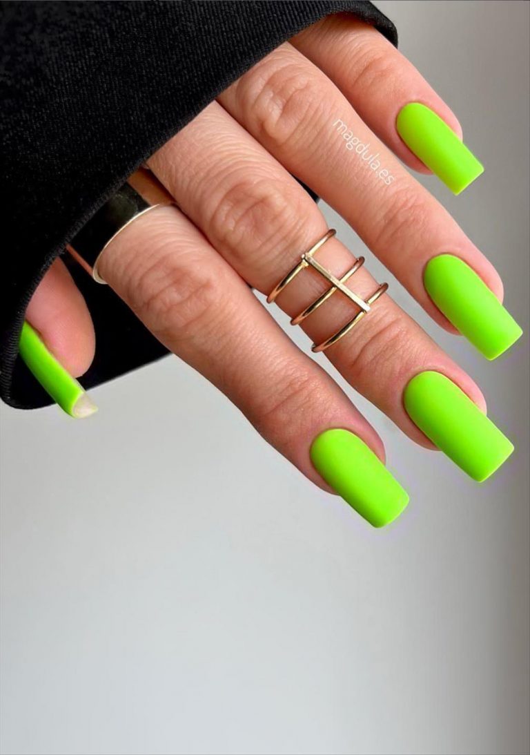 52 Perfect green nail ideas for your next manicures inspiration 2022