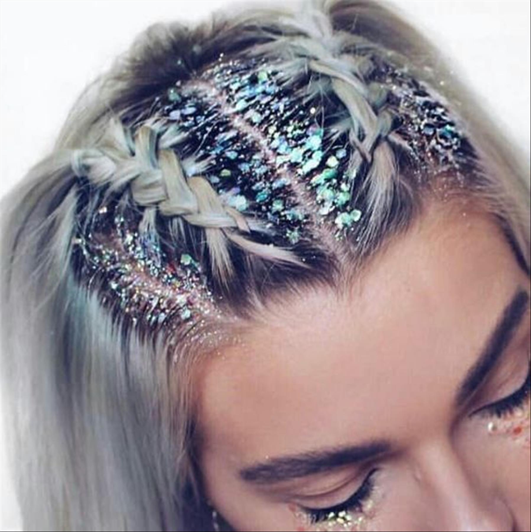 Best braided graduation hairstyles for your special day 2022