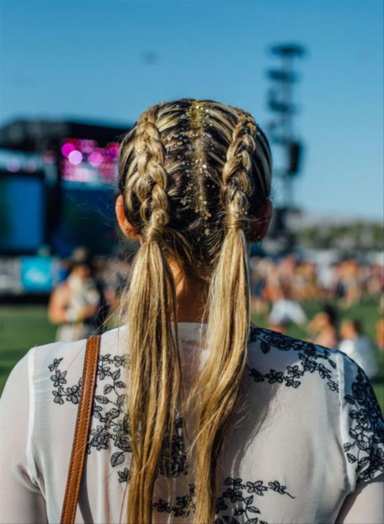 Best braided graduation hairstyles for your special day 2022