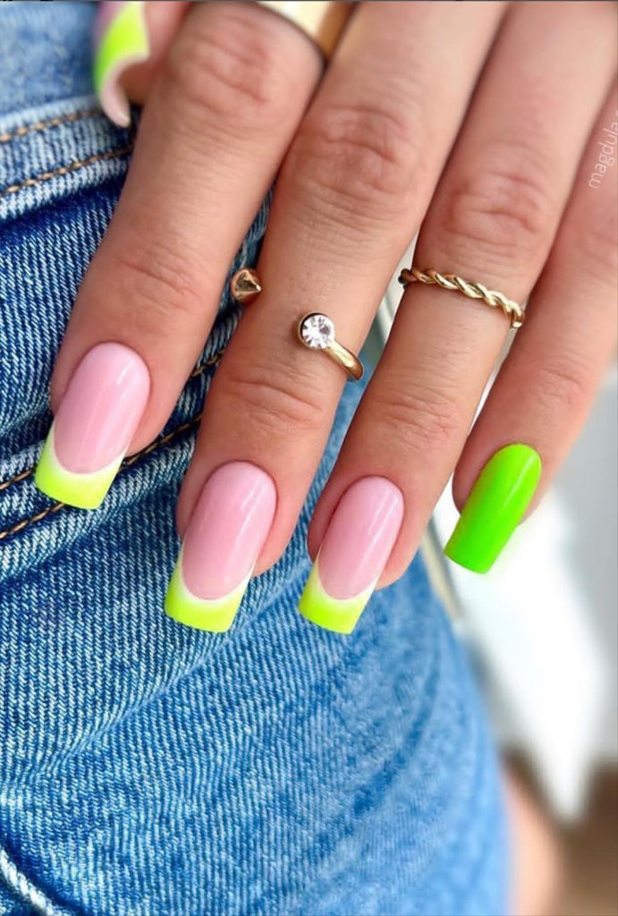 52 Perfect green nail ideas for your next manicures inspiration 2022