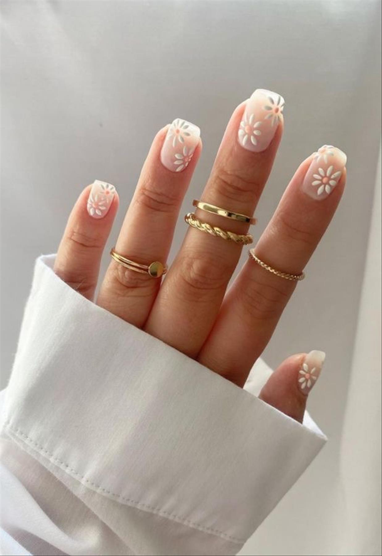 Best Graduation Nail Designs Perfect For Your Big Day