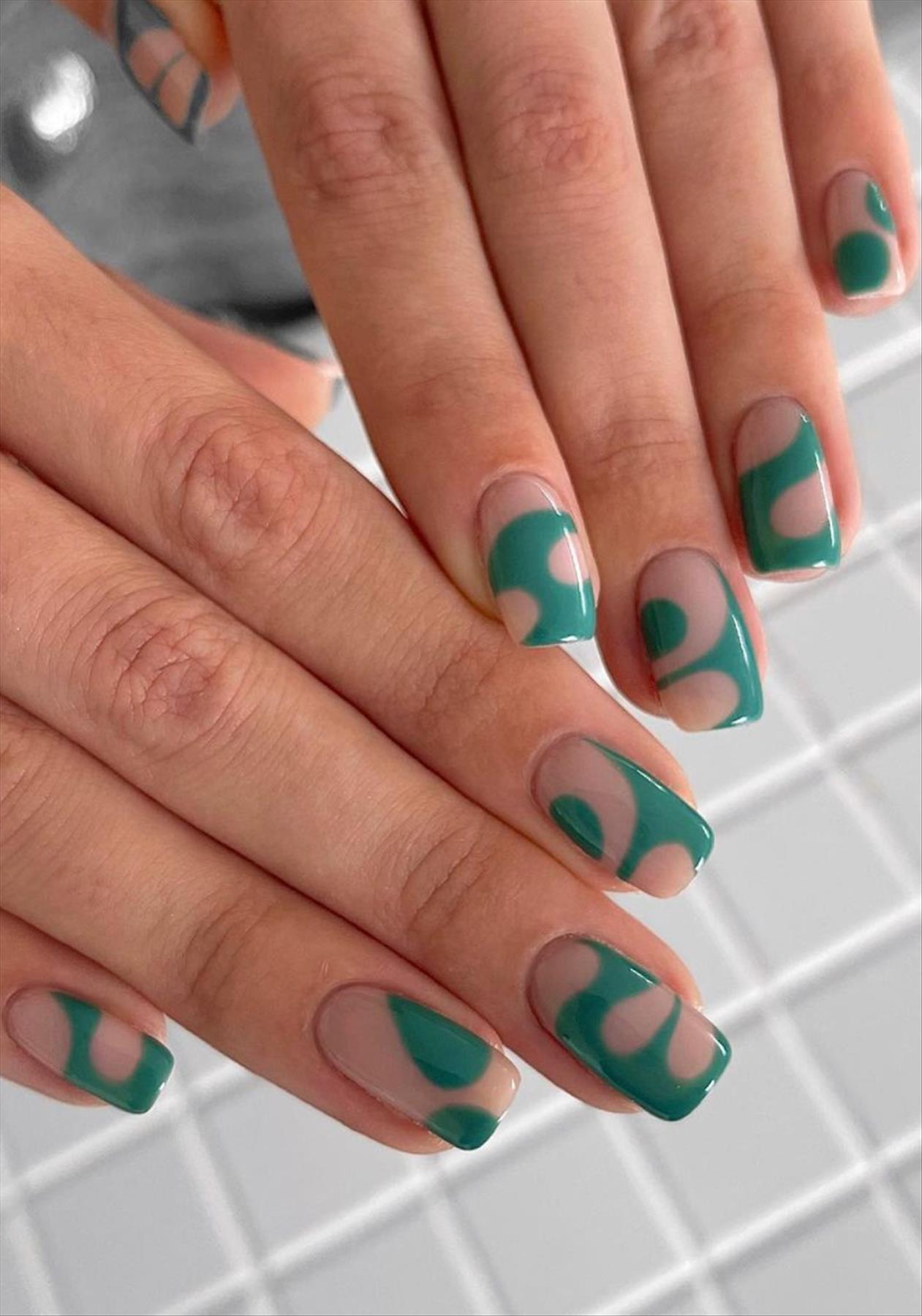 Perfect green nail ideas for your next manicures inspiration 2022